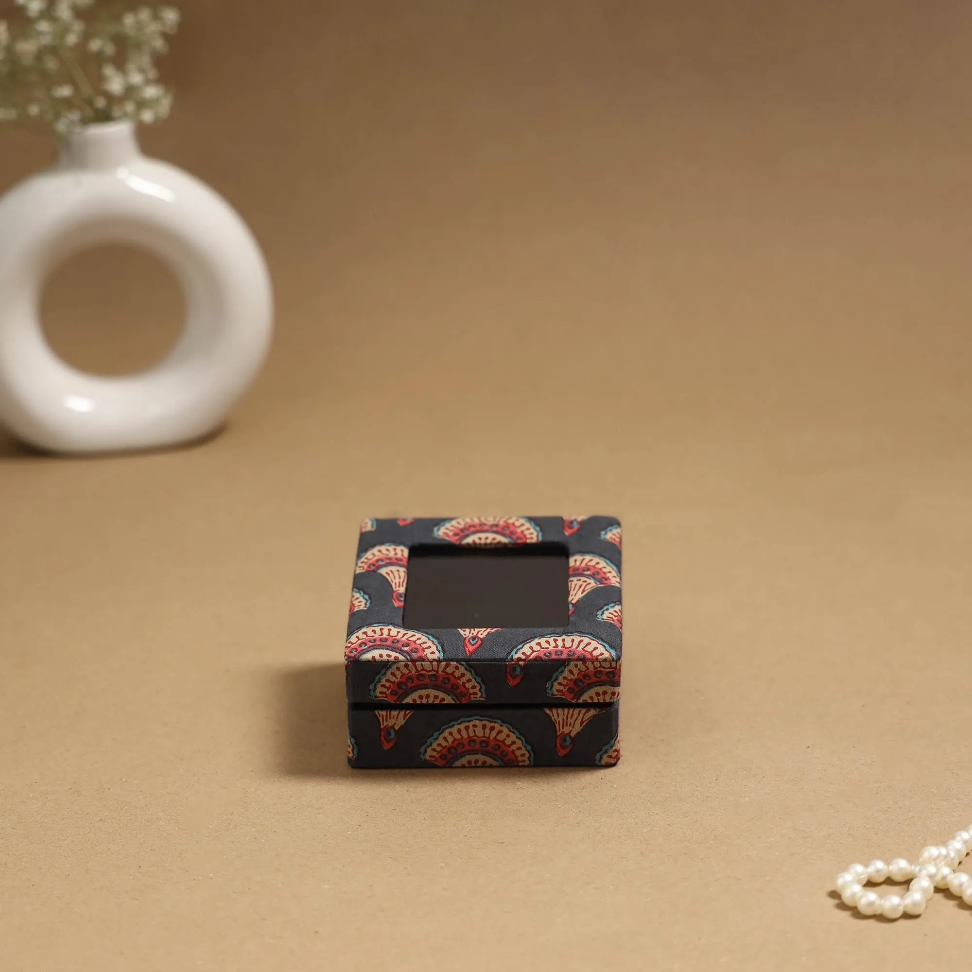 Black - Handcrafted Printed Fabric Ring/Earring Box 60 sold by Itokri product image thumbnail 3