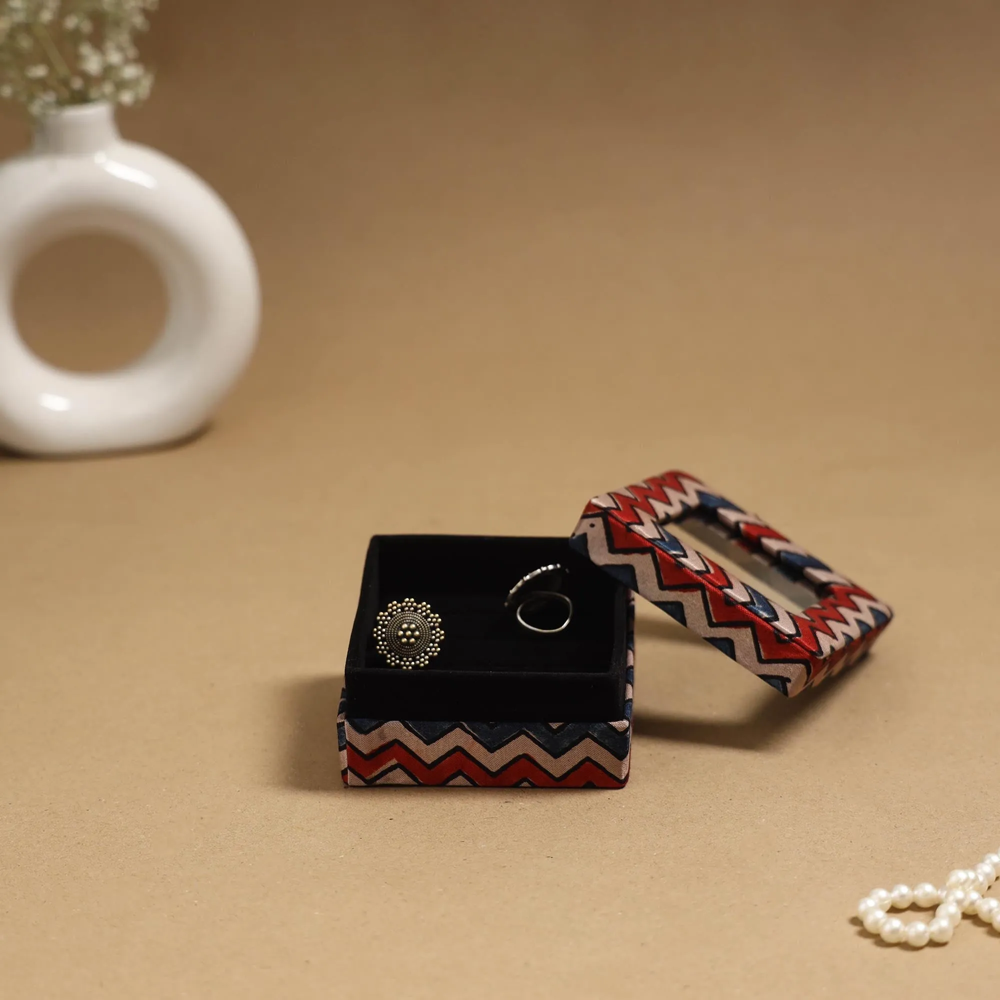 Multicolor - Handcrafted Printed Fabric Ring/Earring Box 59 sold by Itokri product image thumbnail 2