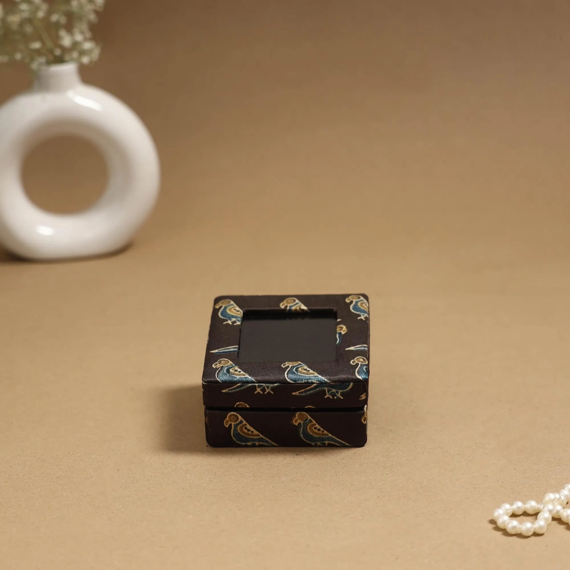 Black - Handcrafted Printed Fabric Ring/Earring Box 57 sold by Itokri product image thumbnail 3