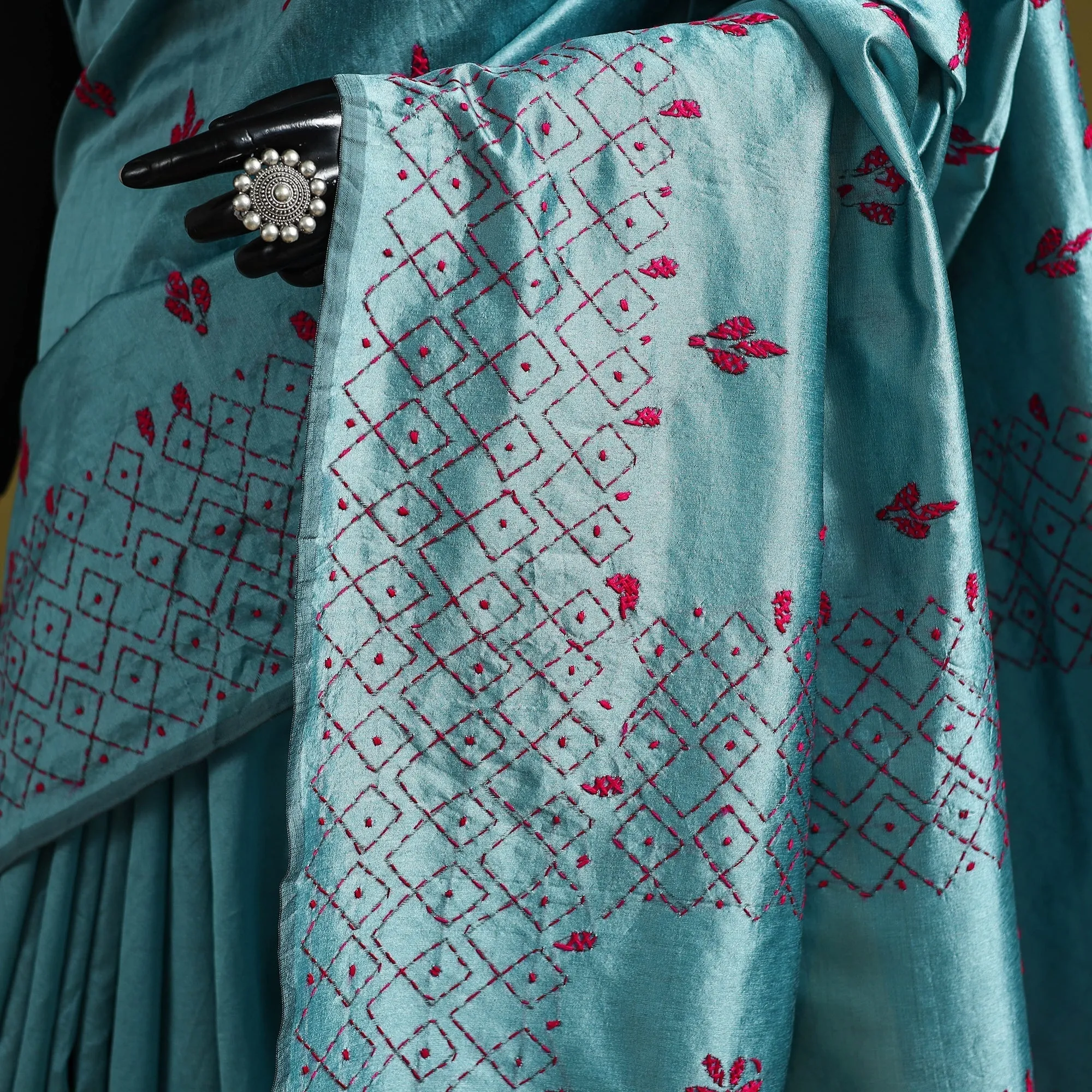 Blue - Bengal Hand Embroidery Silk Nakshi Kantha Saree 22 sold by Itokri product image thumbnail 3
