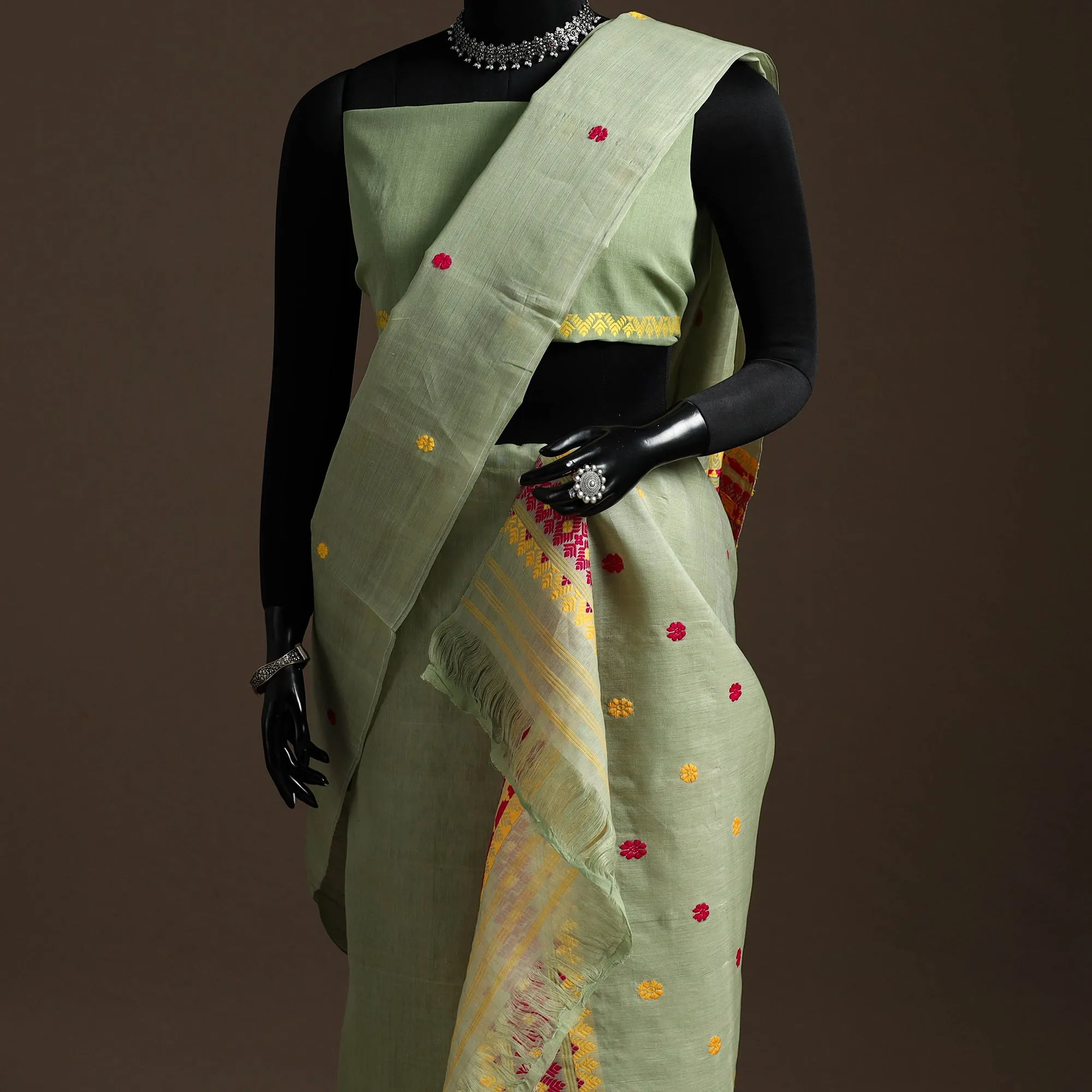 Green - Assam Handloom Silk Cotton Mekhela Chador with Blouse Piece 03 sold by Itokri product image thumbnail 2