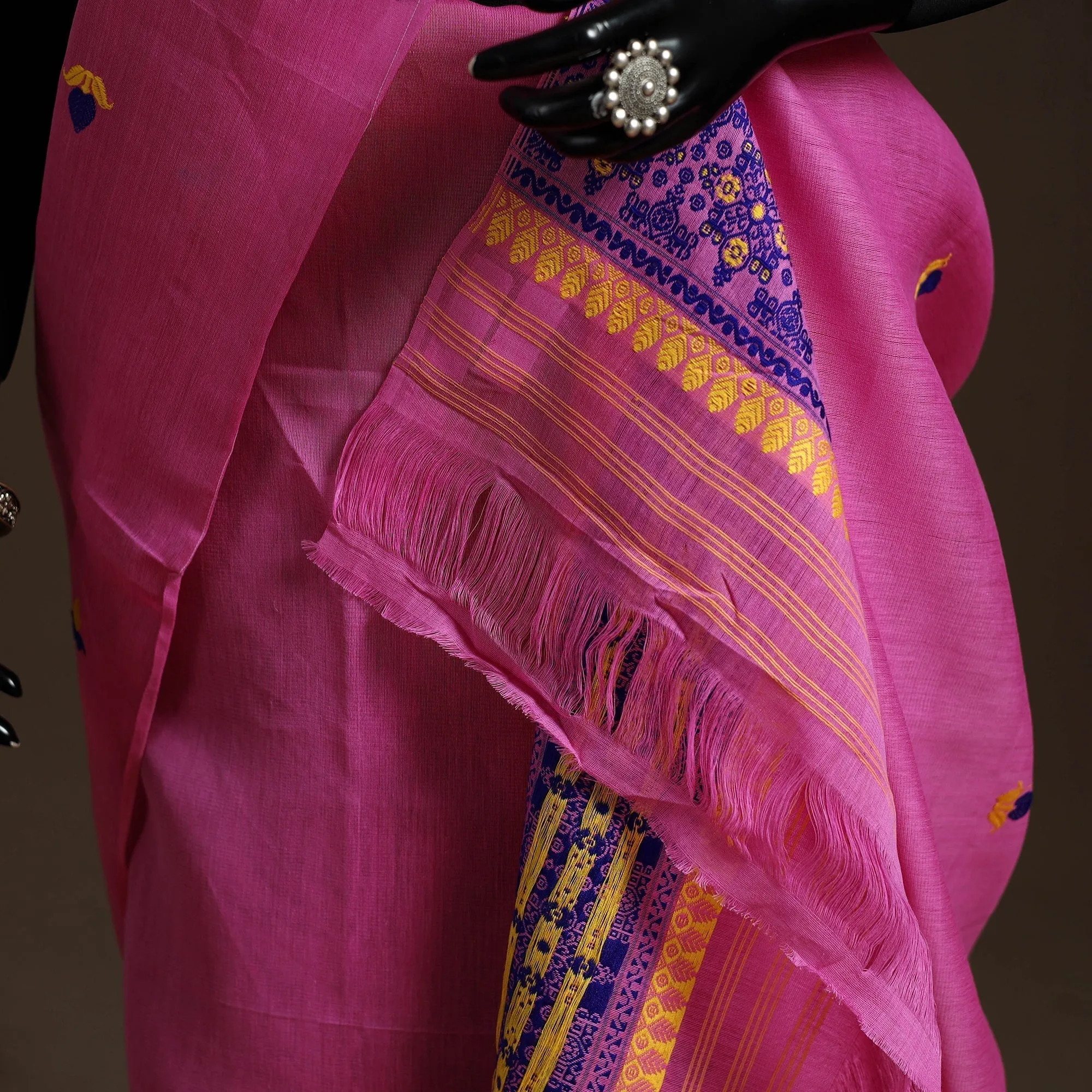 Pink - Assam Handloom Silk Cotton Mekhela Chador with Blouse Piece 25 sold by Itokri product image thumbnail 4
