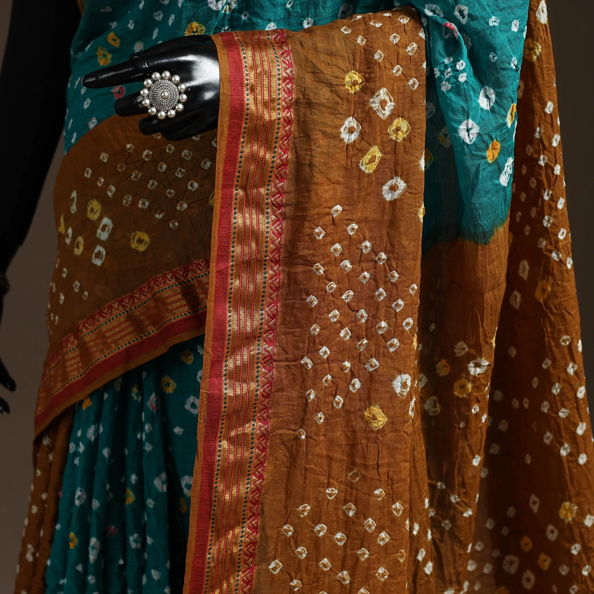 Brown - Kutch Tie-Dye Cotton Bandhani Saree with Blouse Piece 33 sold by Itokri product image thumbnail 3