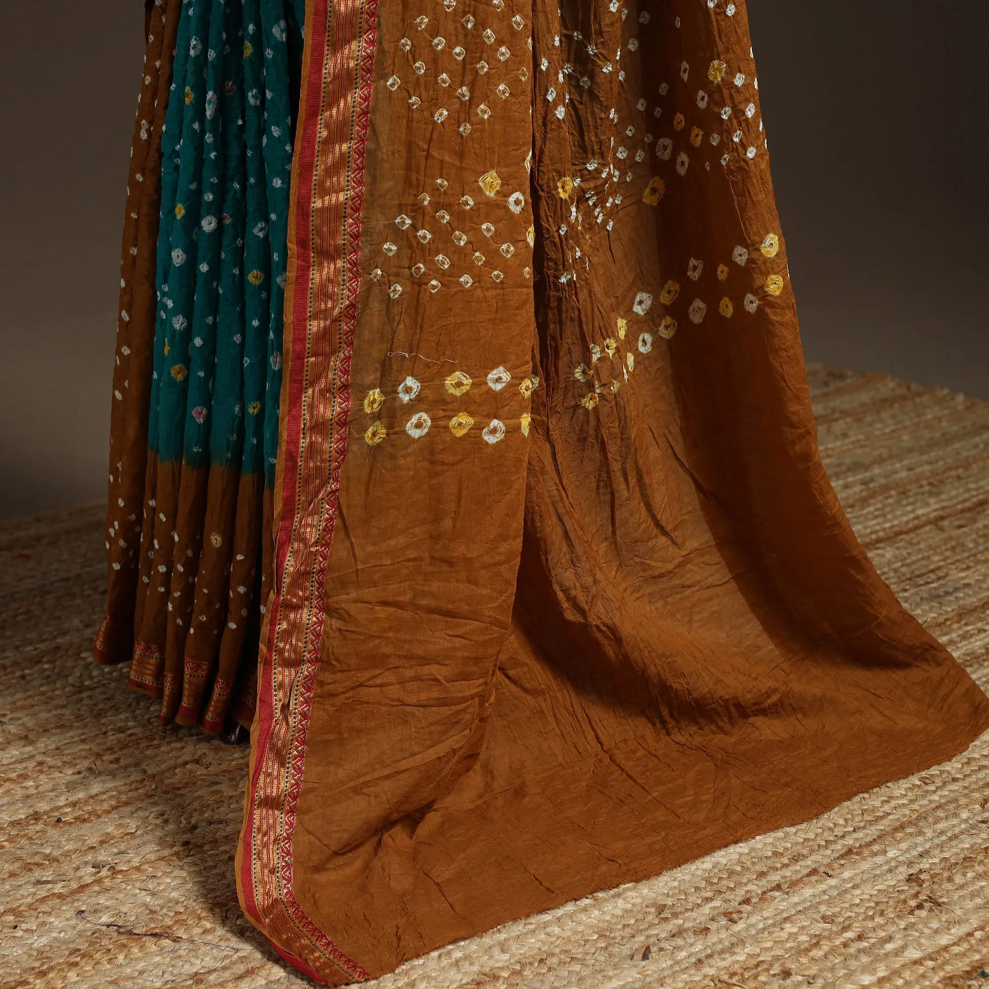 Brown - Kutch Tie-Dye Cotton Bandhani Saree with Blouse Piece 33 sold by Itokri product image thumbnail 4