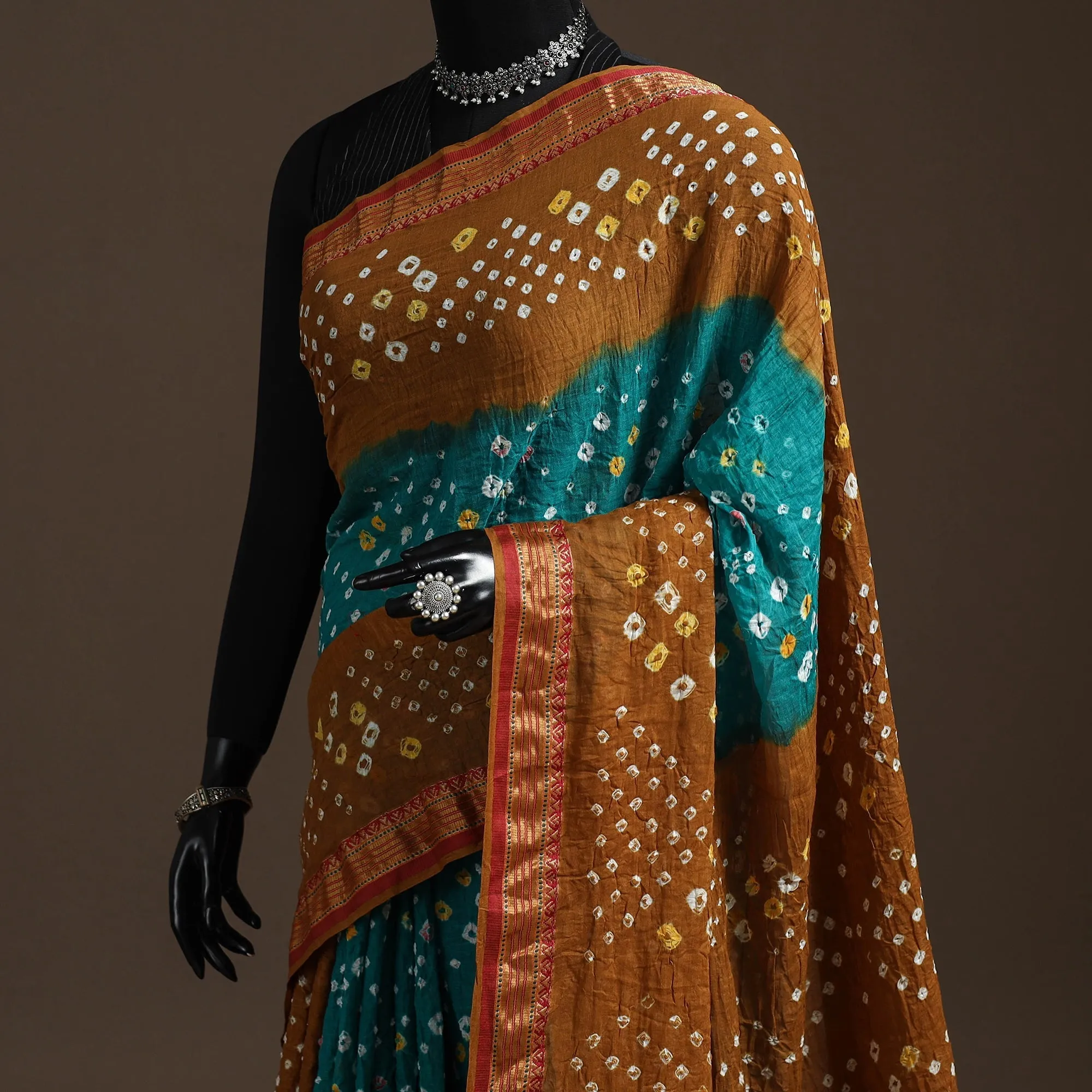 Brown - Kutch Tie-Dye Cotton Bandhani Saree with Blouse Piece 33 sold by Itokri product image thumbnail 2