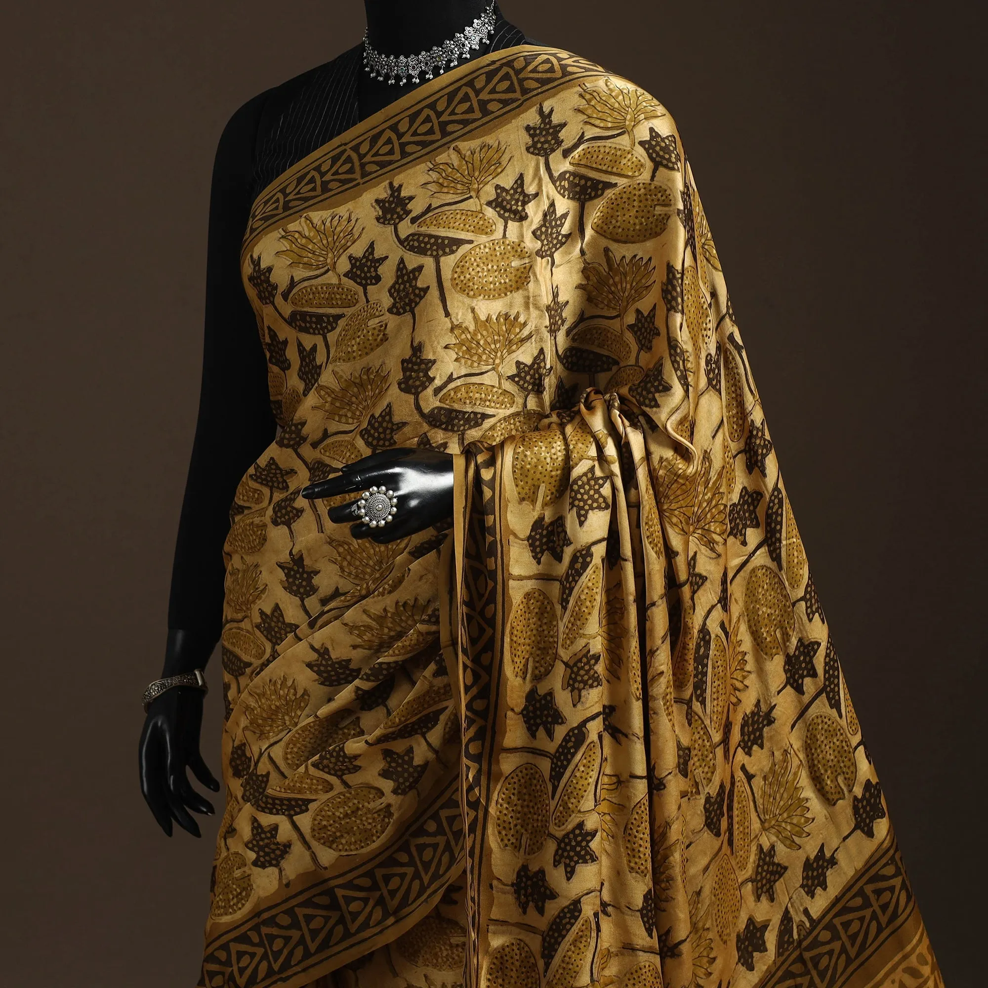 Brown - Modal Silk Hand Block Print Bagru Saree 31 sold by Itokri product image thumbnail 2
