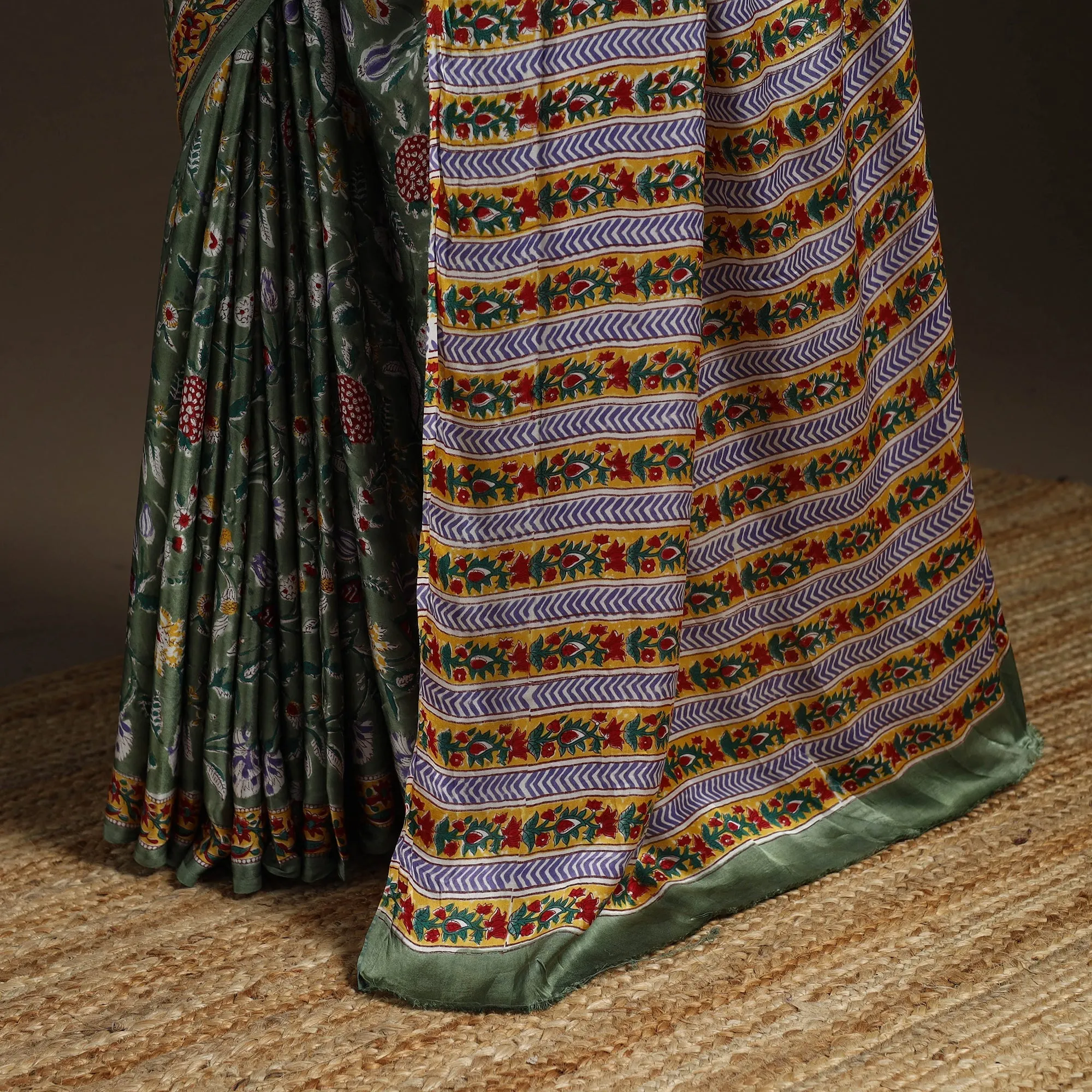 Green - Modal Silk Hand Block Sanganeri Print Saree 08 sold by Itokri product image thumbnail 4