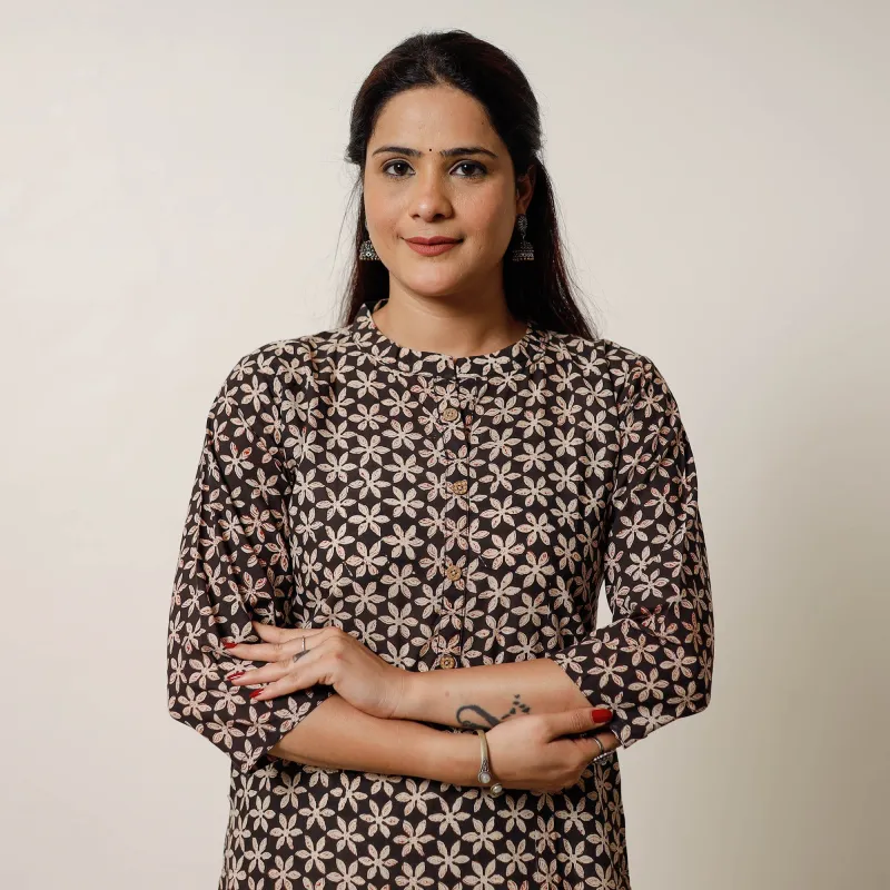 Black & White Champa Floral Buta Bagru Hand Block Printed Cotton Long Kurta 01 sold by Itokri