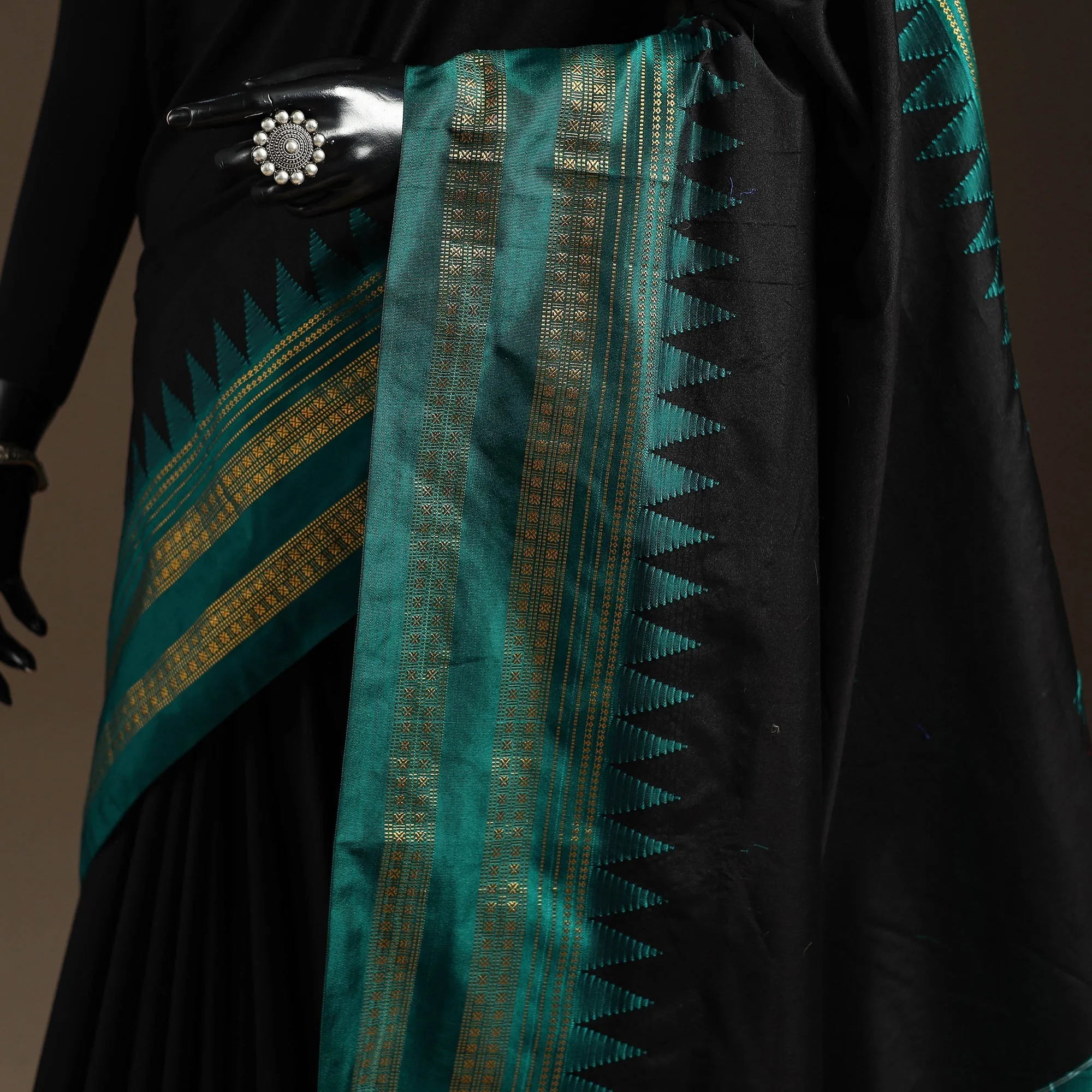 Black - Mercerized Cotton Ilkal Saree with Rudraksha Border 21 sold by Itokri product image thumbnail 3