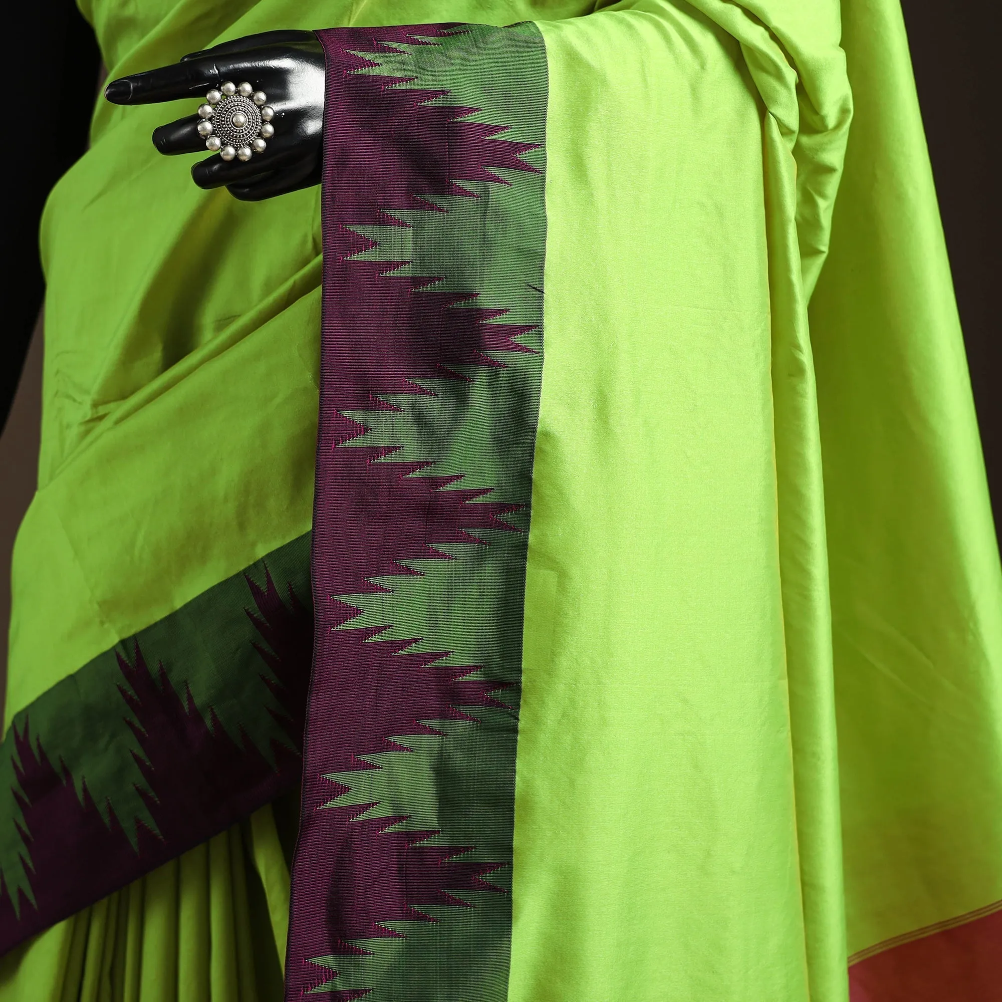 Green - Silk Ilkal Saree with Temple Border 16 sold by Itokri product image thumbnail 3