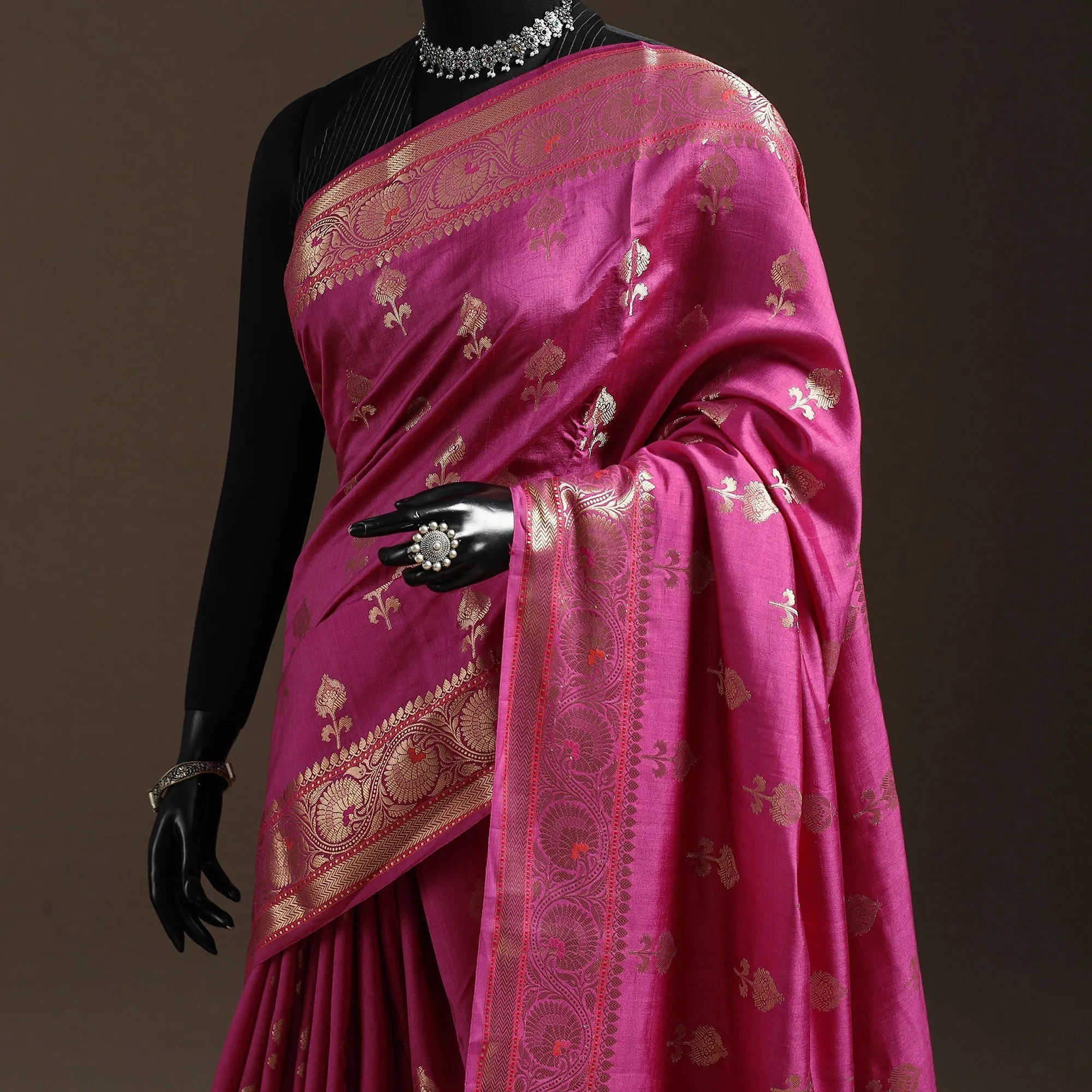 Pink - Zari Work Chiniya Silk Banarasi Saree 17 sold by Itokri product image thumbnail 2