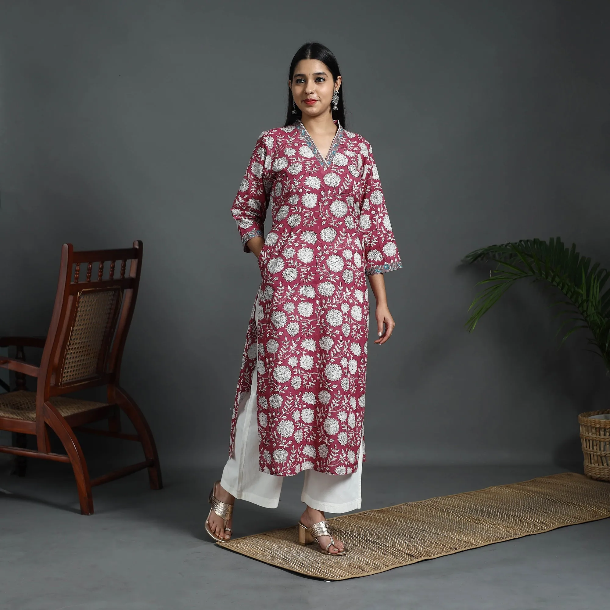 Red - Sequins Work Cotton Straight Sanganeri Print Kurta 01 sold by Itokri product image thumbnail 3