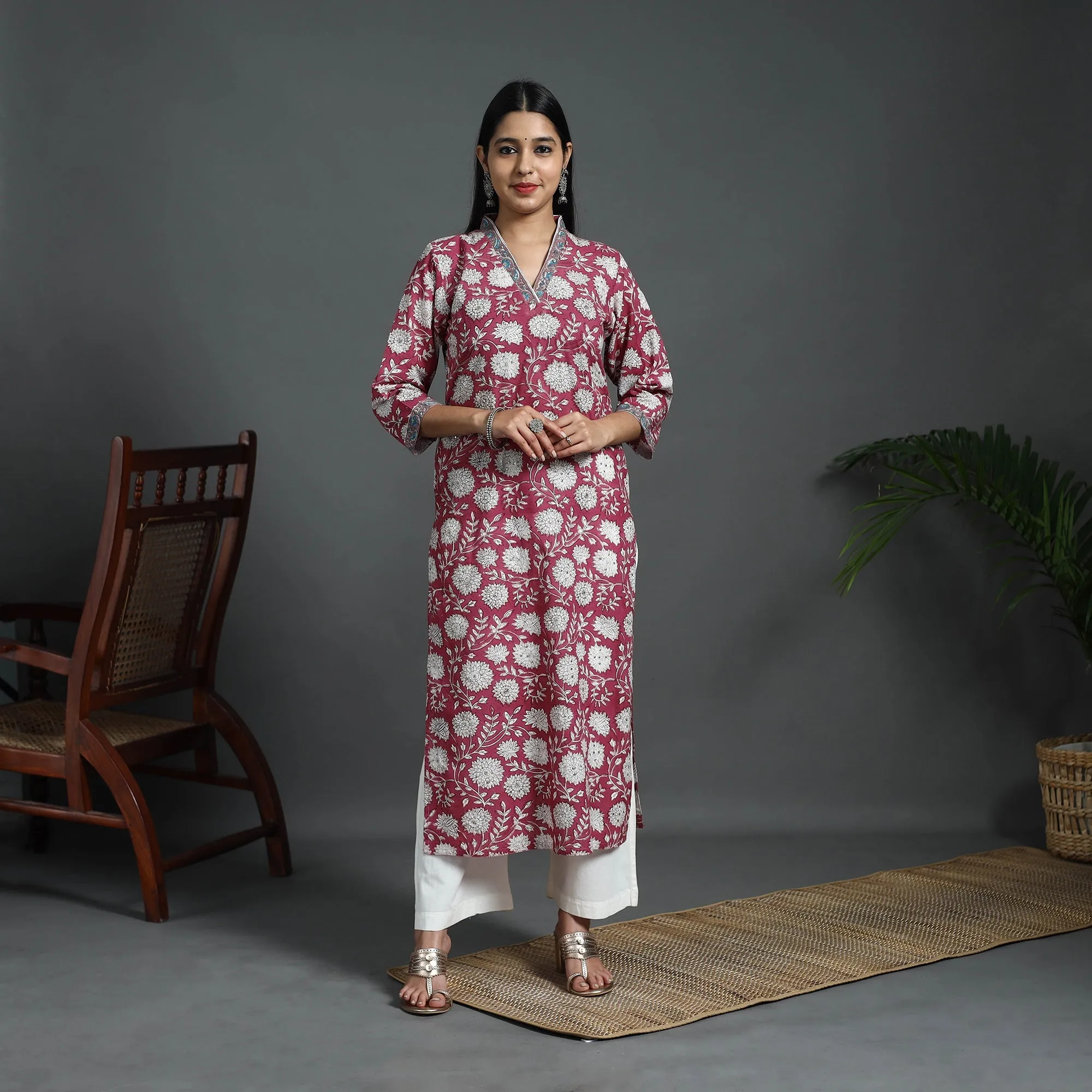 Red - Sequins Work Cotton Straight Sanganeri Print Kurta 01 sold by Itokri product image thumbnail 2