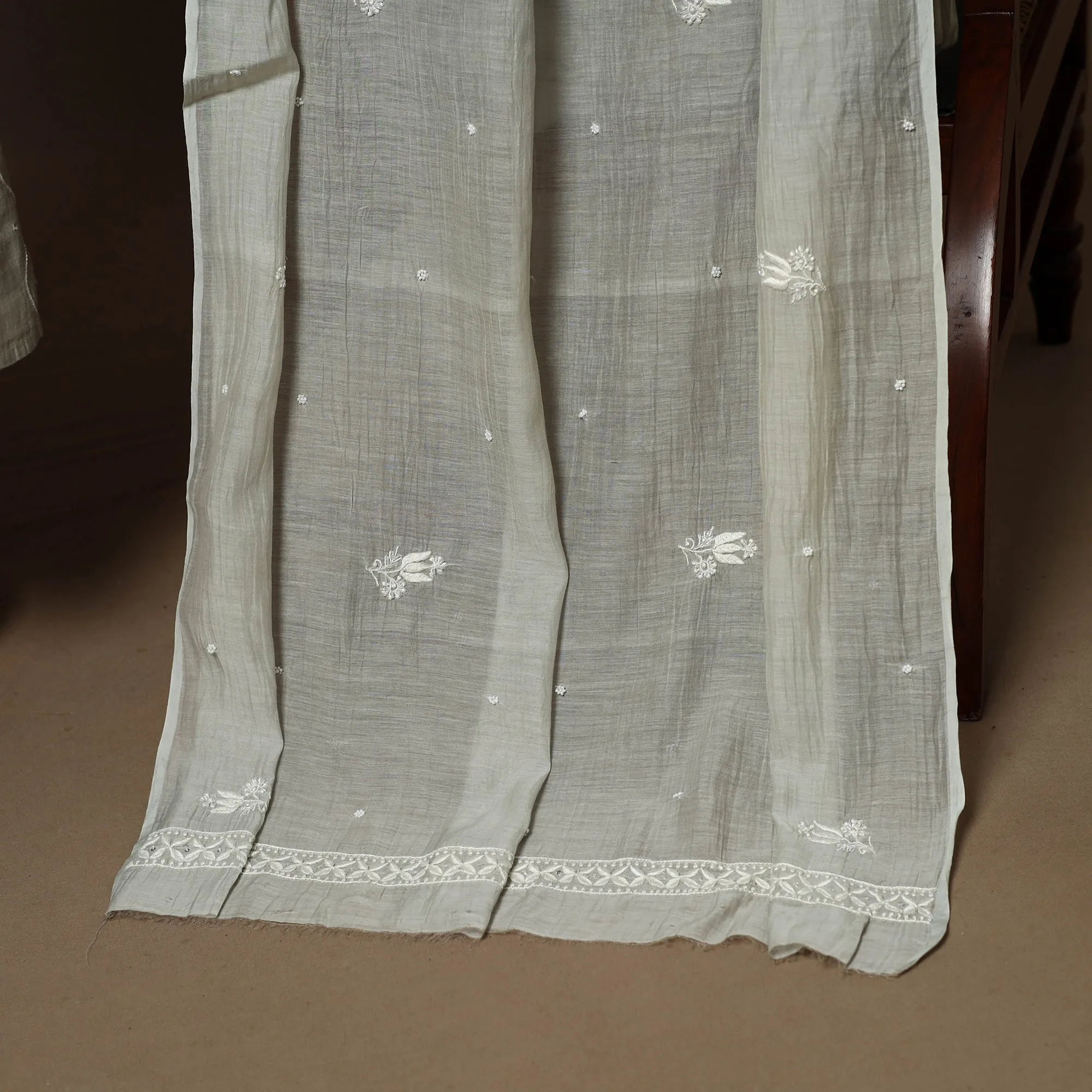 Green - 2pc Mul Chanderi Semi Stitched Hand Beads Work Anarkali Heavy Chikankari Kurta Set 05 sold by Itokri product image thumbnail 4