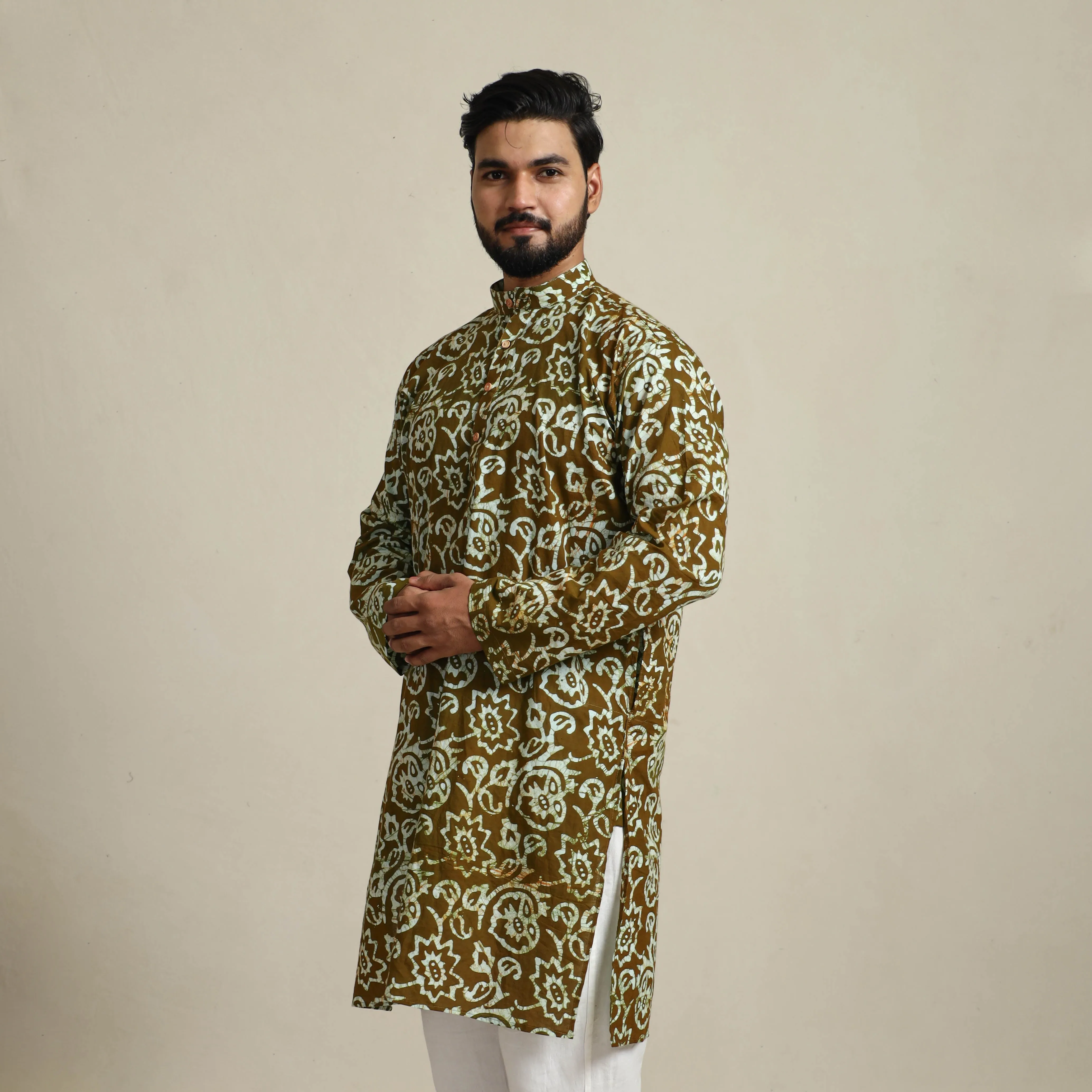 Pure Cotton Men Long Batik Print Kurta 07 sold by Itokri product image thumbnail 3