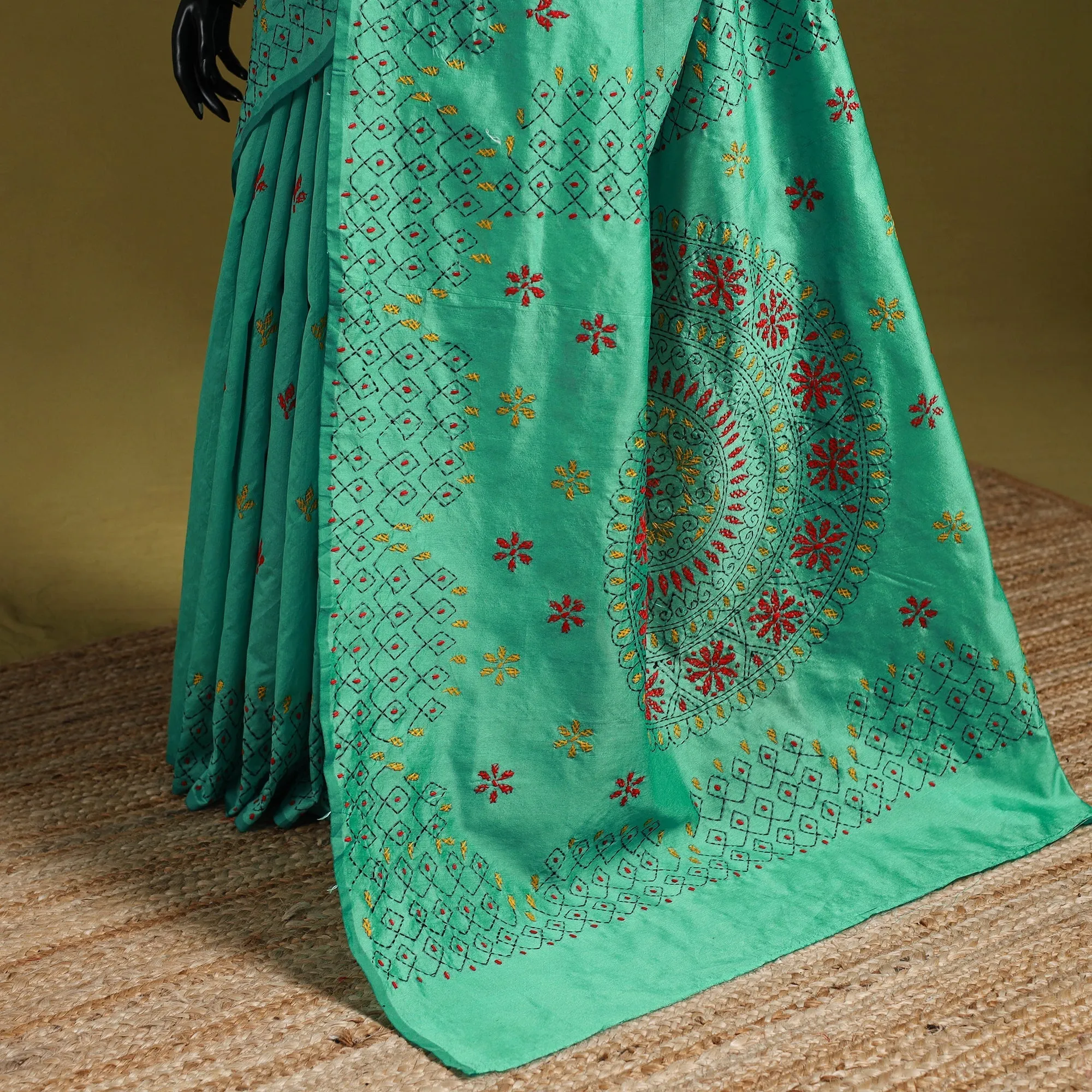 Green - Bengal Hand Embroidery Silk Nakshi Kantha Saree 20 sold by Itokri product image thumbnail 4