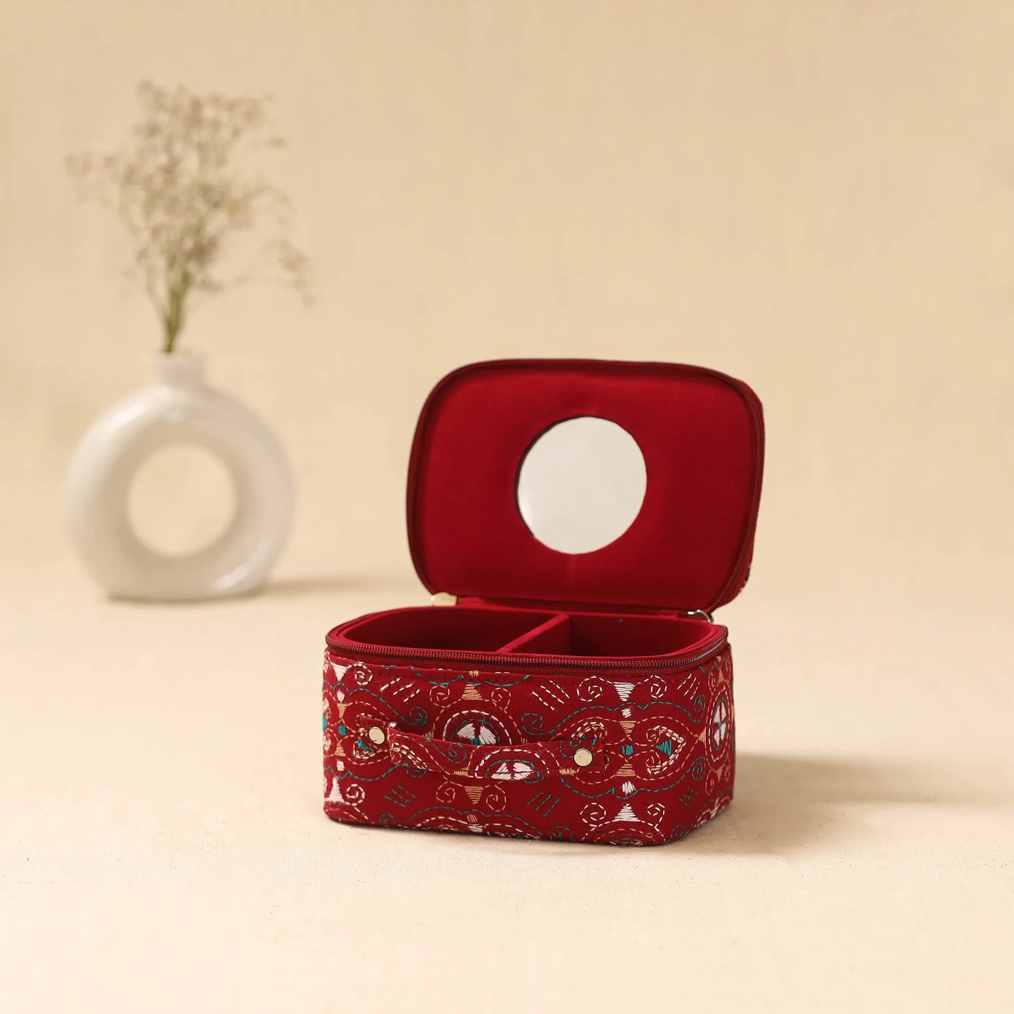 Red - Bengal Kantha Work Handcrafted Jewellery Box with Mirror 10 sold by Itokri product image thumbnail 3