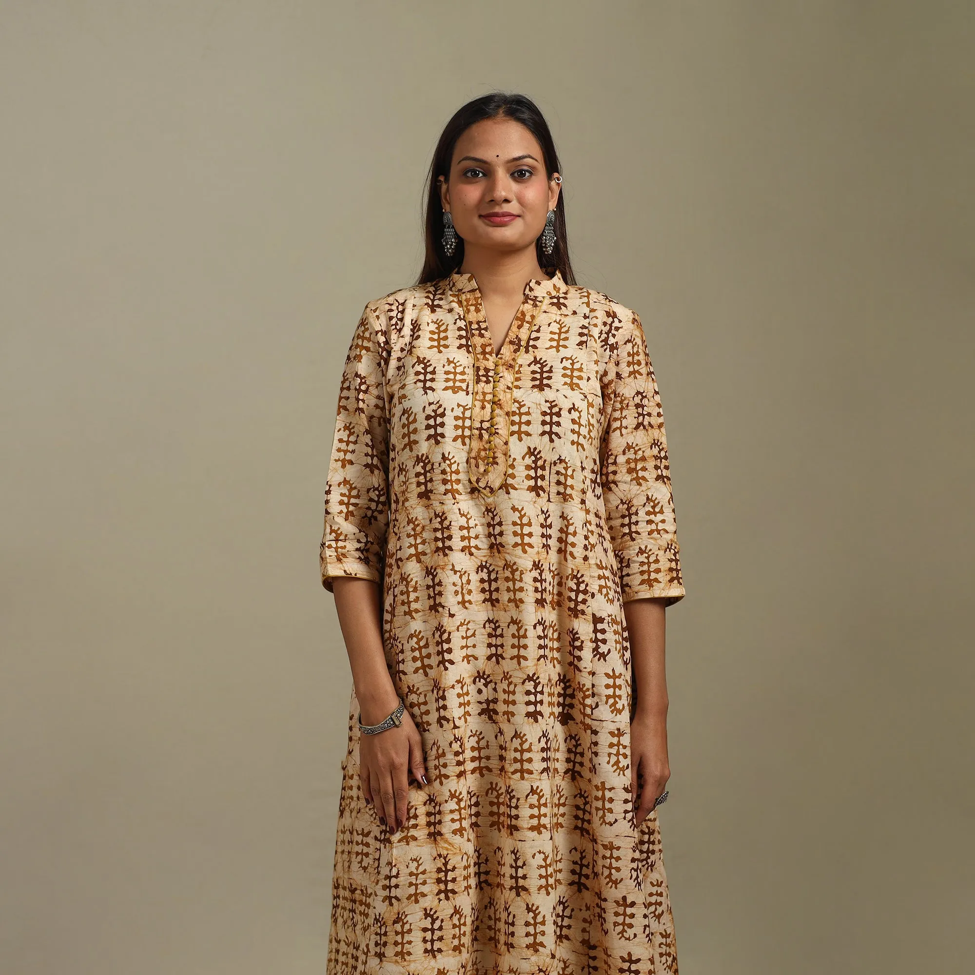 Brown - A-Line Cotton Hand Block Batik Print Kurta for women 01 sold by Itokri product image thumbnail 2