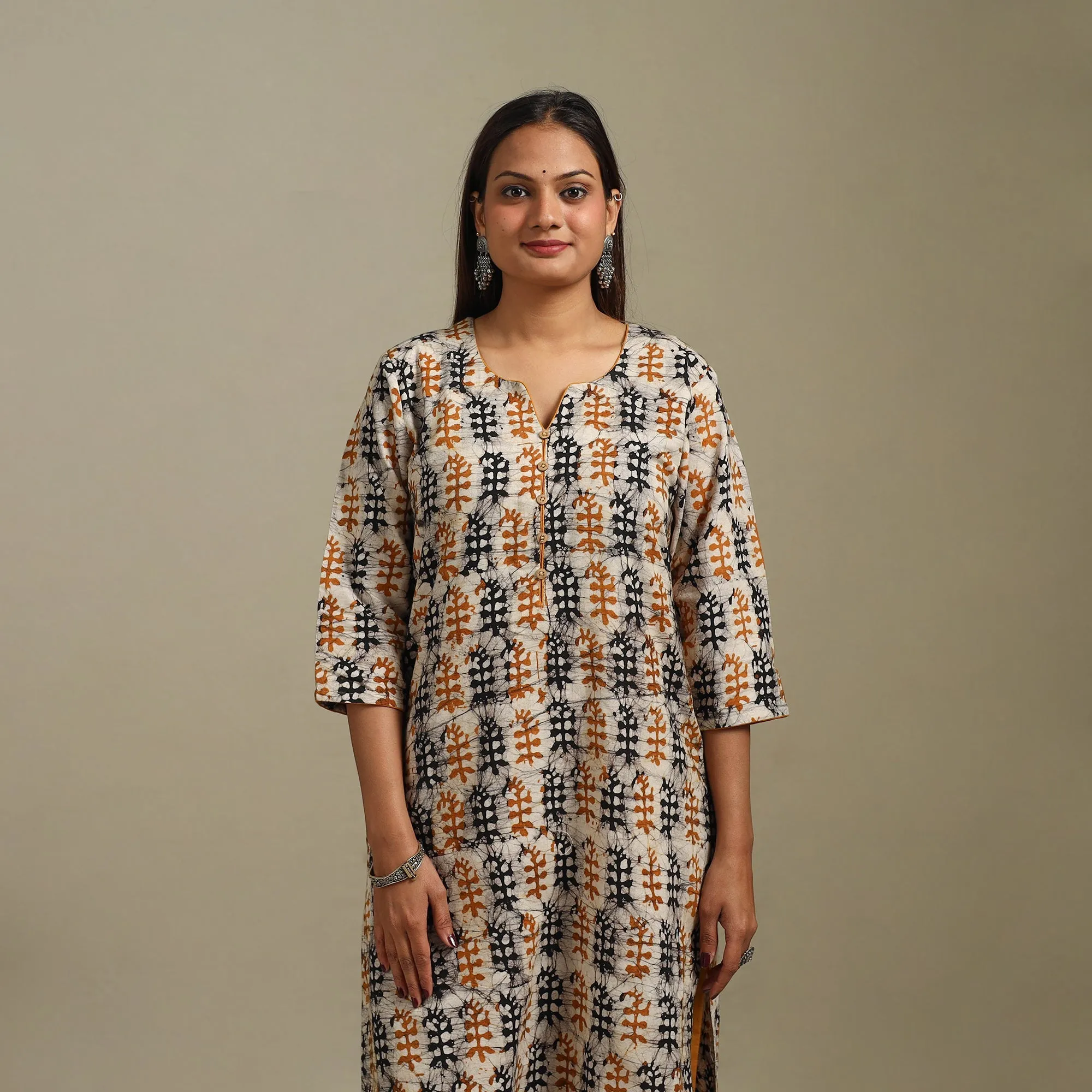 Brown - Straight Cotton Hand Block Batik Print Kurta for women 26 sold by Itokri product image thumbnail 2