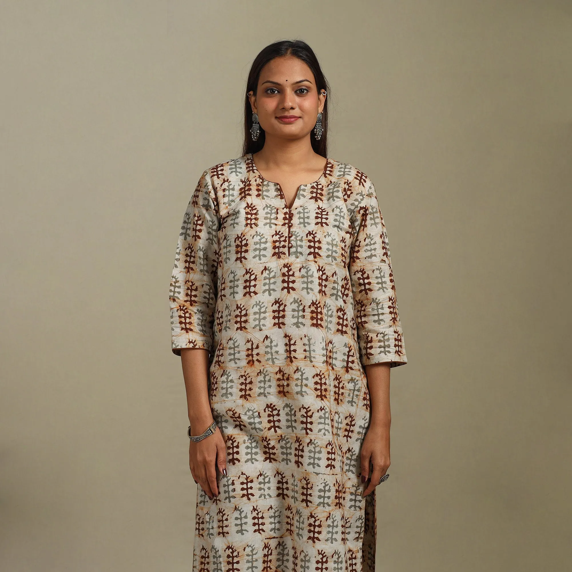 Brown - Straight Cotton Hand Block Batik Print Kurta for women 30 sold by Itokri product image thumbnail 2