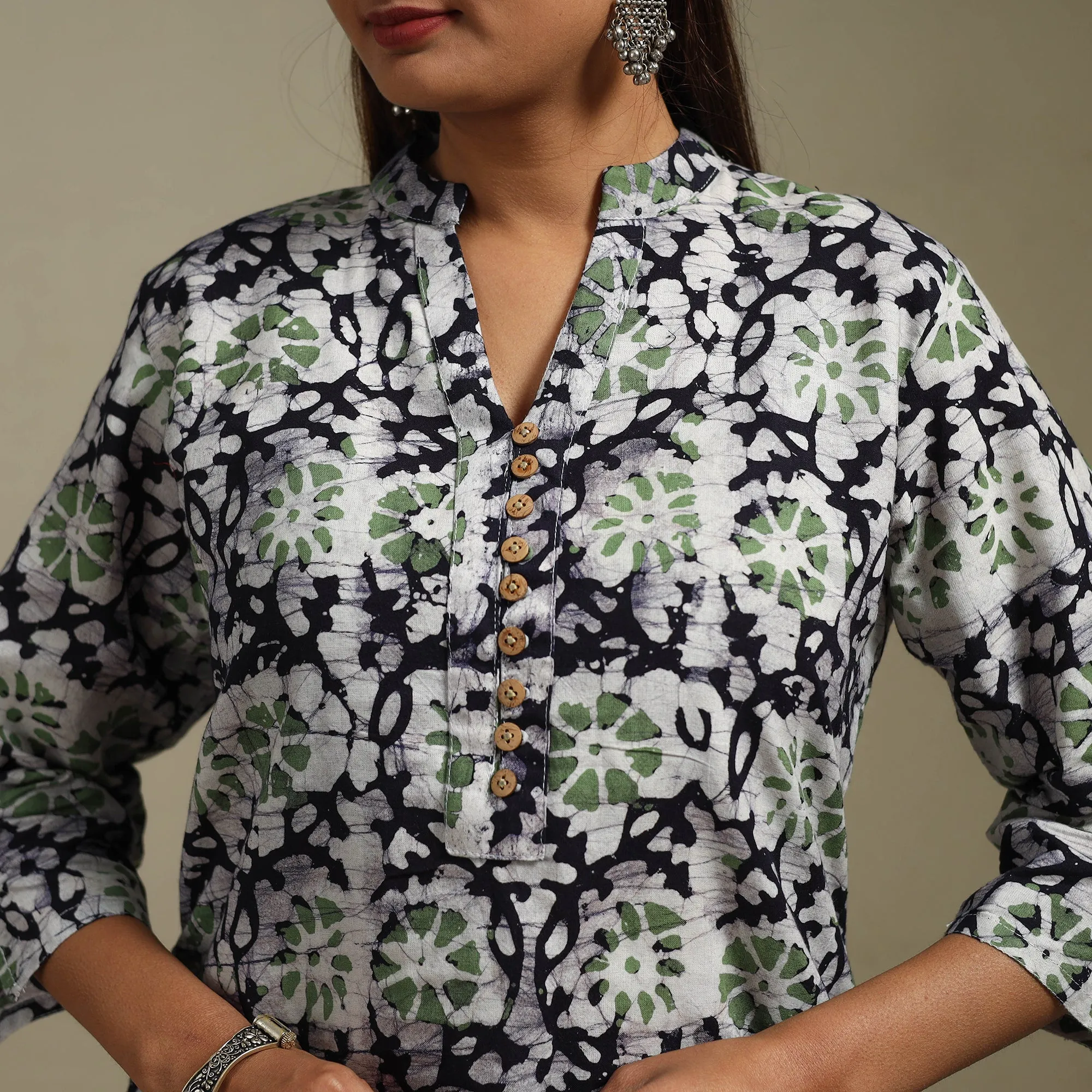 Black - Short Cotton Hand Block Batik Print Kurta for women 37 sold by Itokri product image thumbnail 4