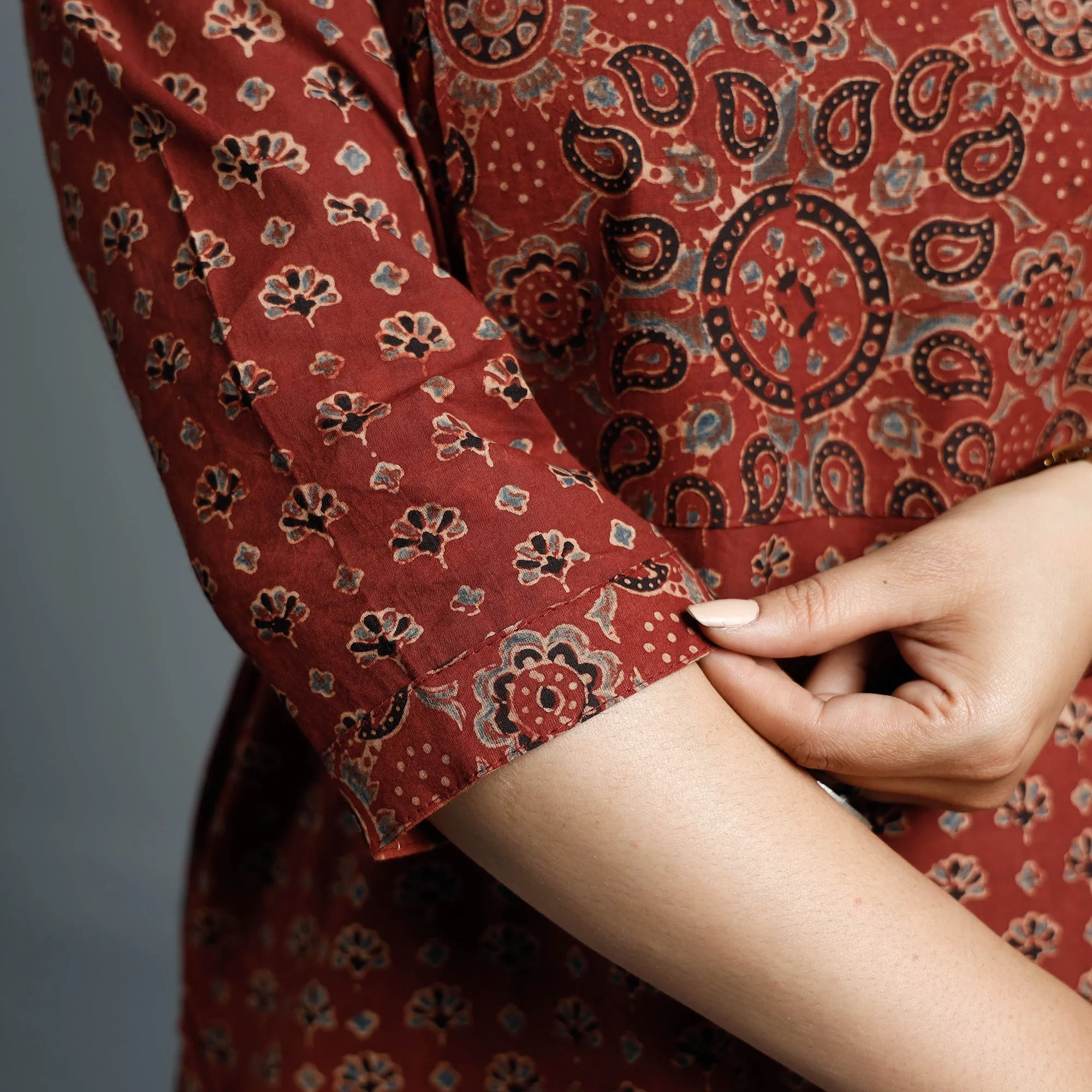 Maroon - Cotton Long Kurta in Ajrakh Block Prints of Kutch sold by Itokri product image thumbnail 5