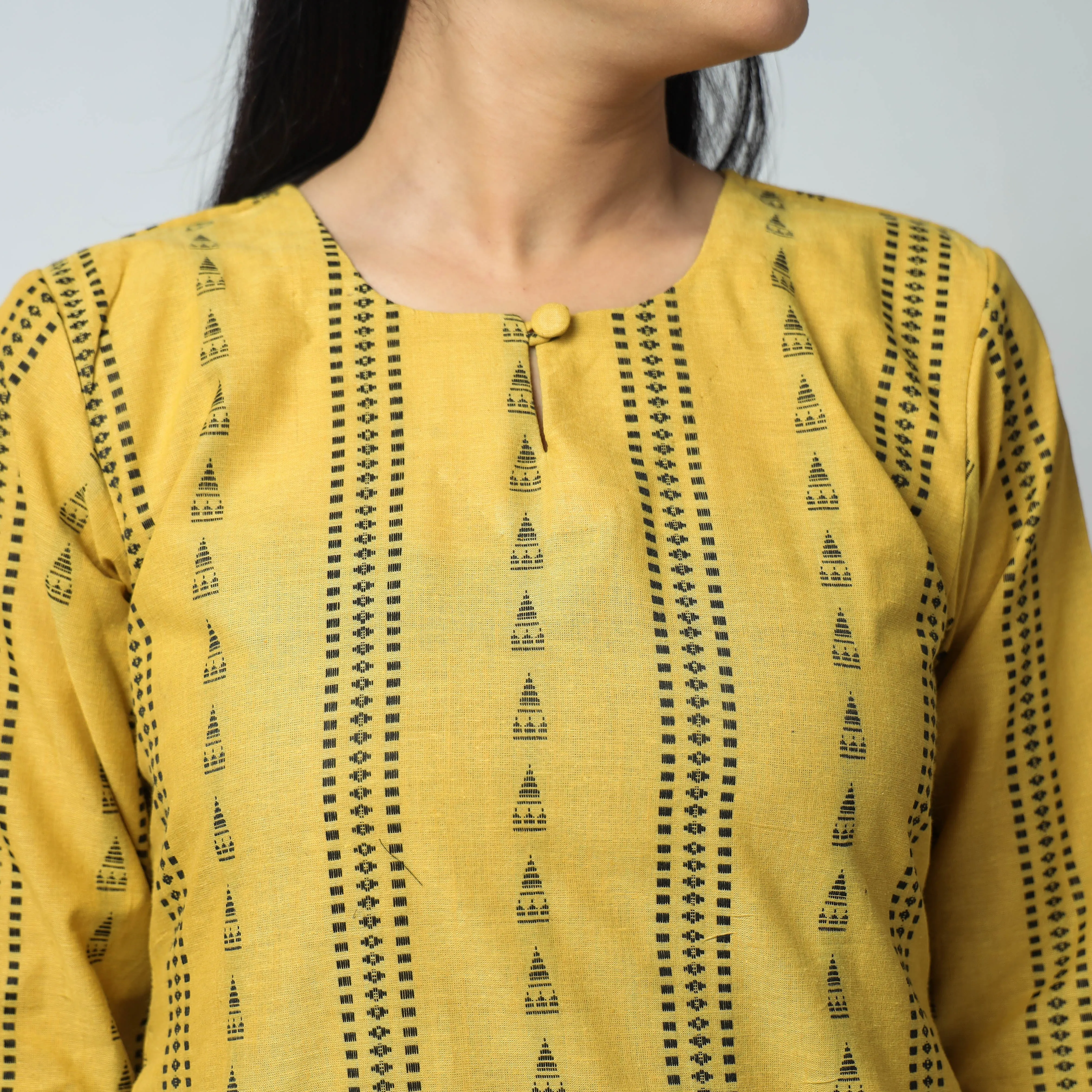 Yellow Jacquard Cotton Long kurta sold by Itokri product image thumbnail 5