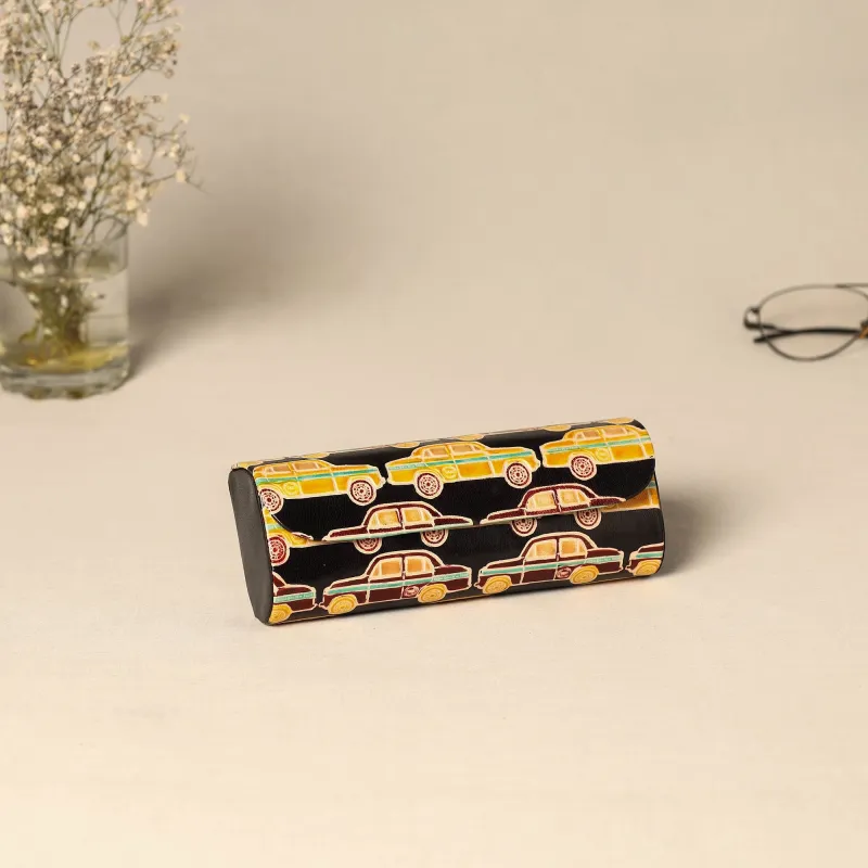 Black - Handcrafted Embossed Leather Spectacle Case 06 made by Itokri