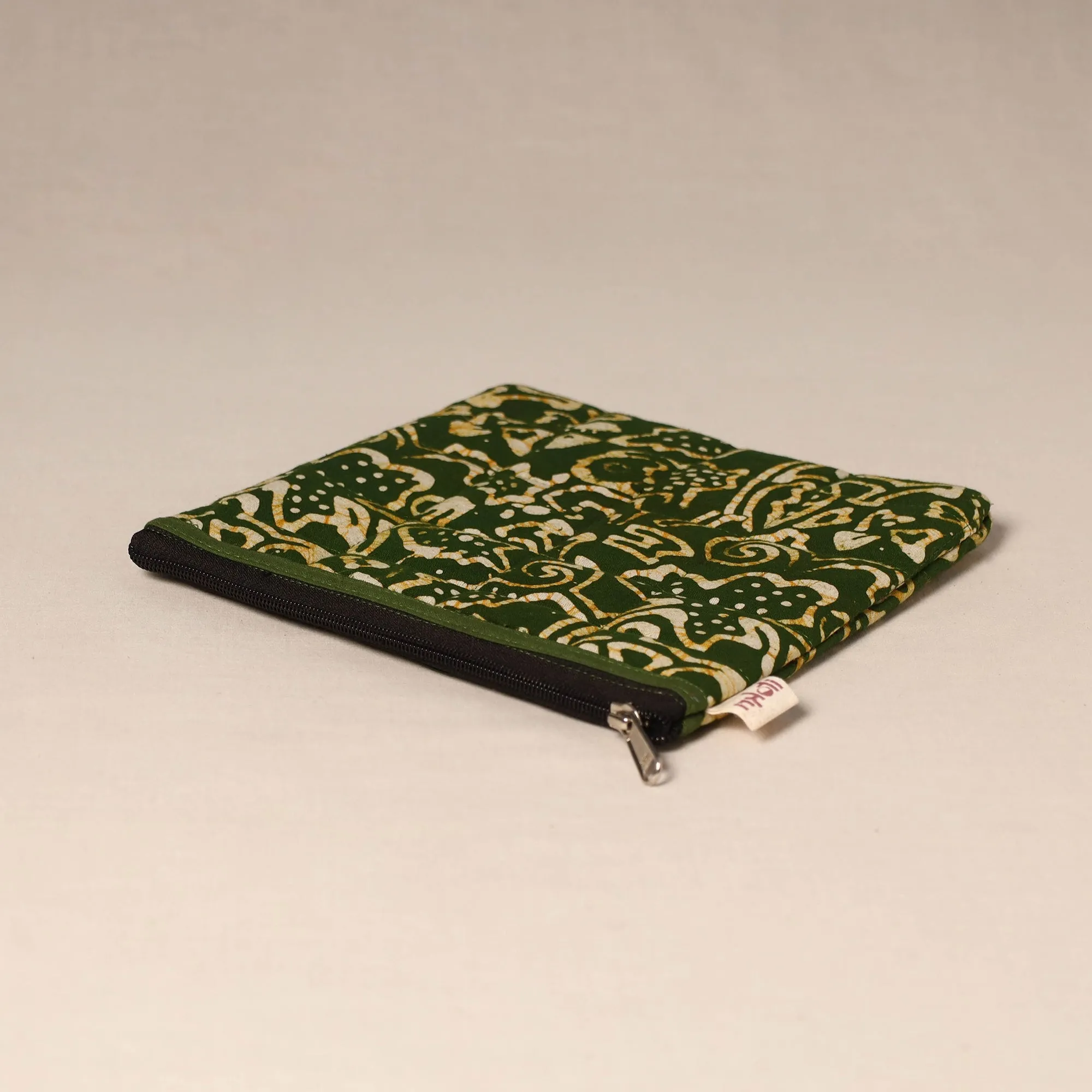 Green - Handmade Quilted Utility Pouch 10 sold by Itokri product image thumbnail 2