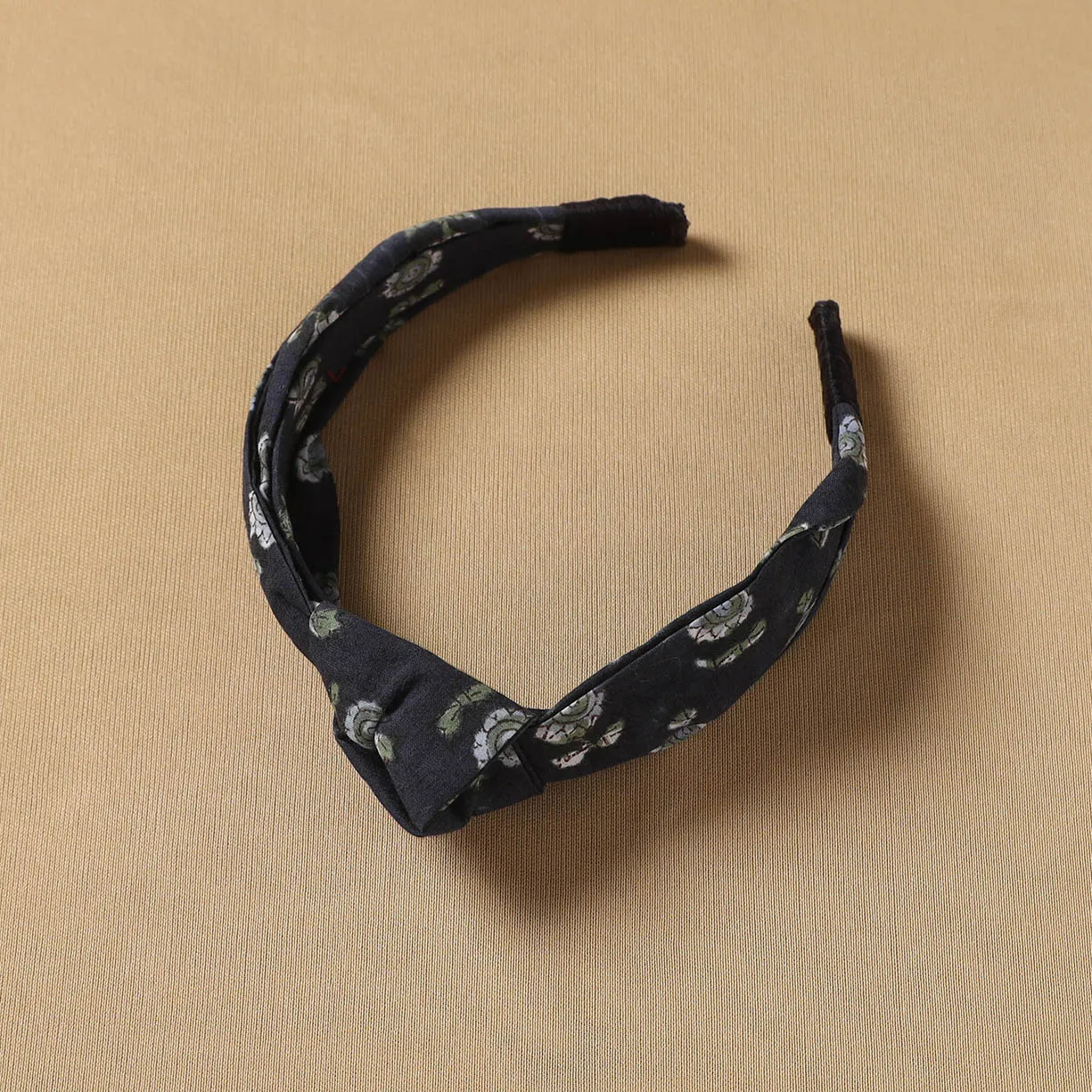 Fabart Knotted Hair Band 22 sold by Itokri product image thumbnail 3