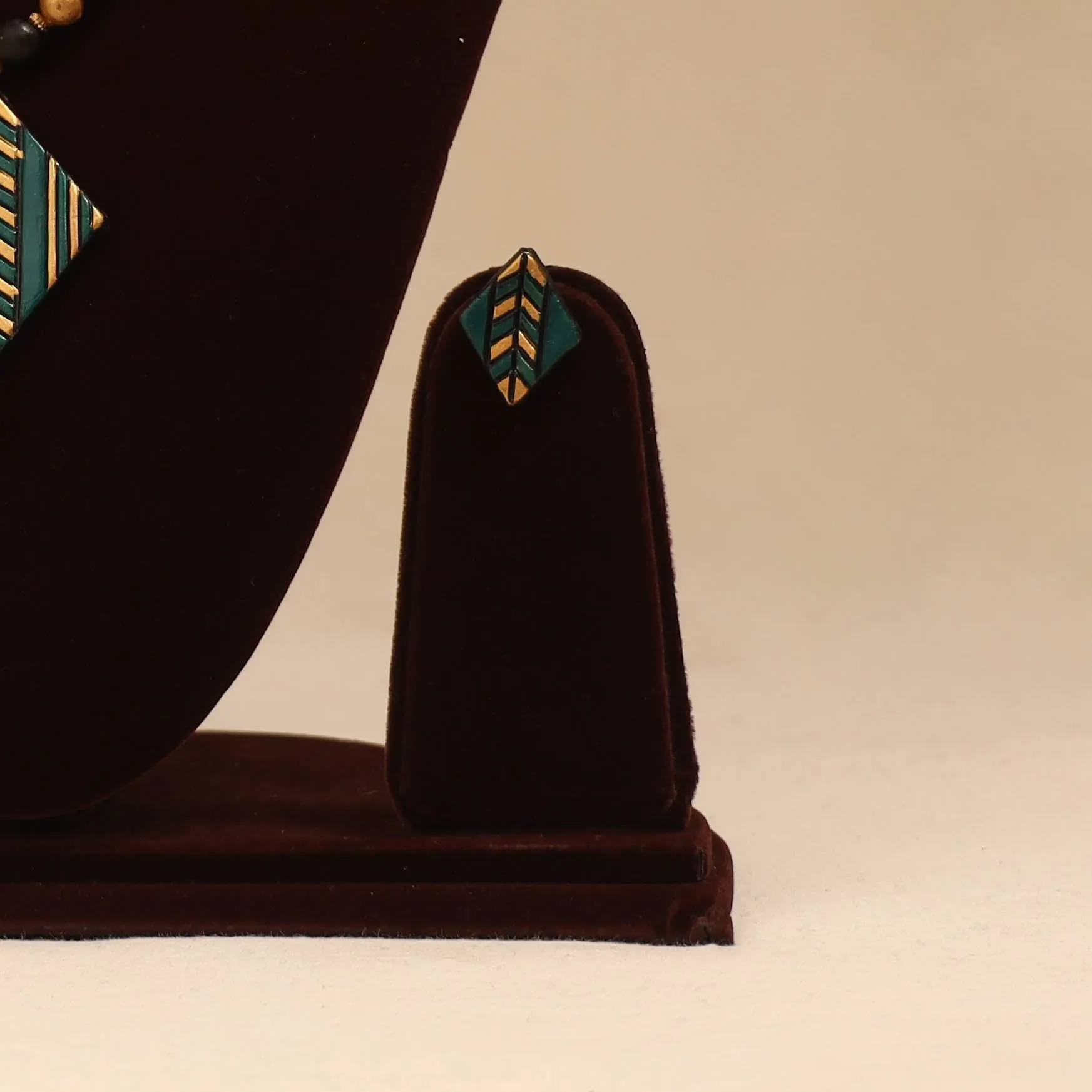 Green - Bishnupur Handpainted Terracotta Necklace Set 08 sold by Itokri product image thumbnail 2