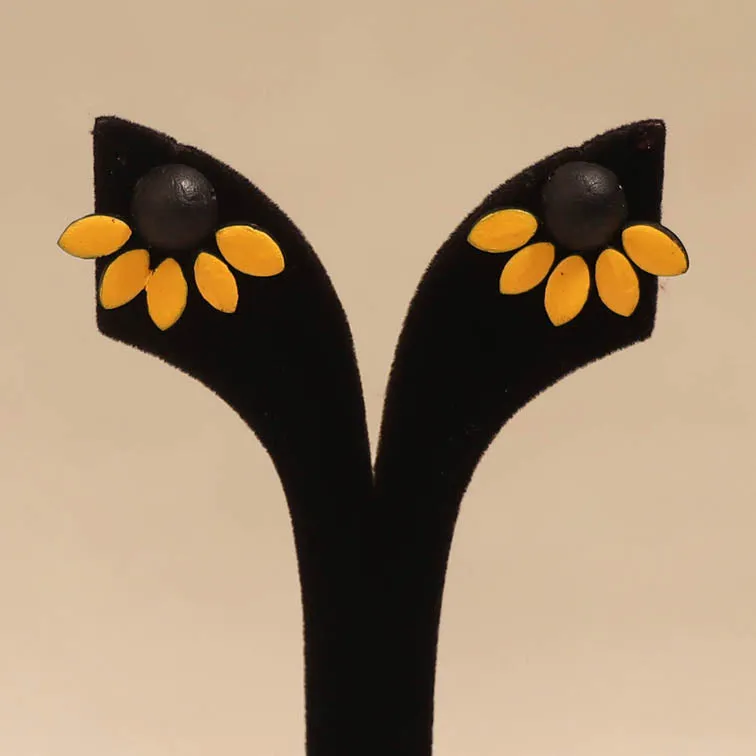 Yellow - Bishnupur Handpainted Flower Shape Terracotta Stud Earrings 74 sold by Itokri product image thumbnail 2