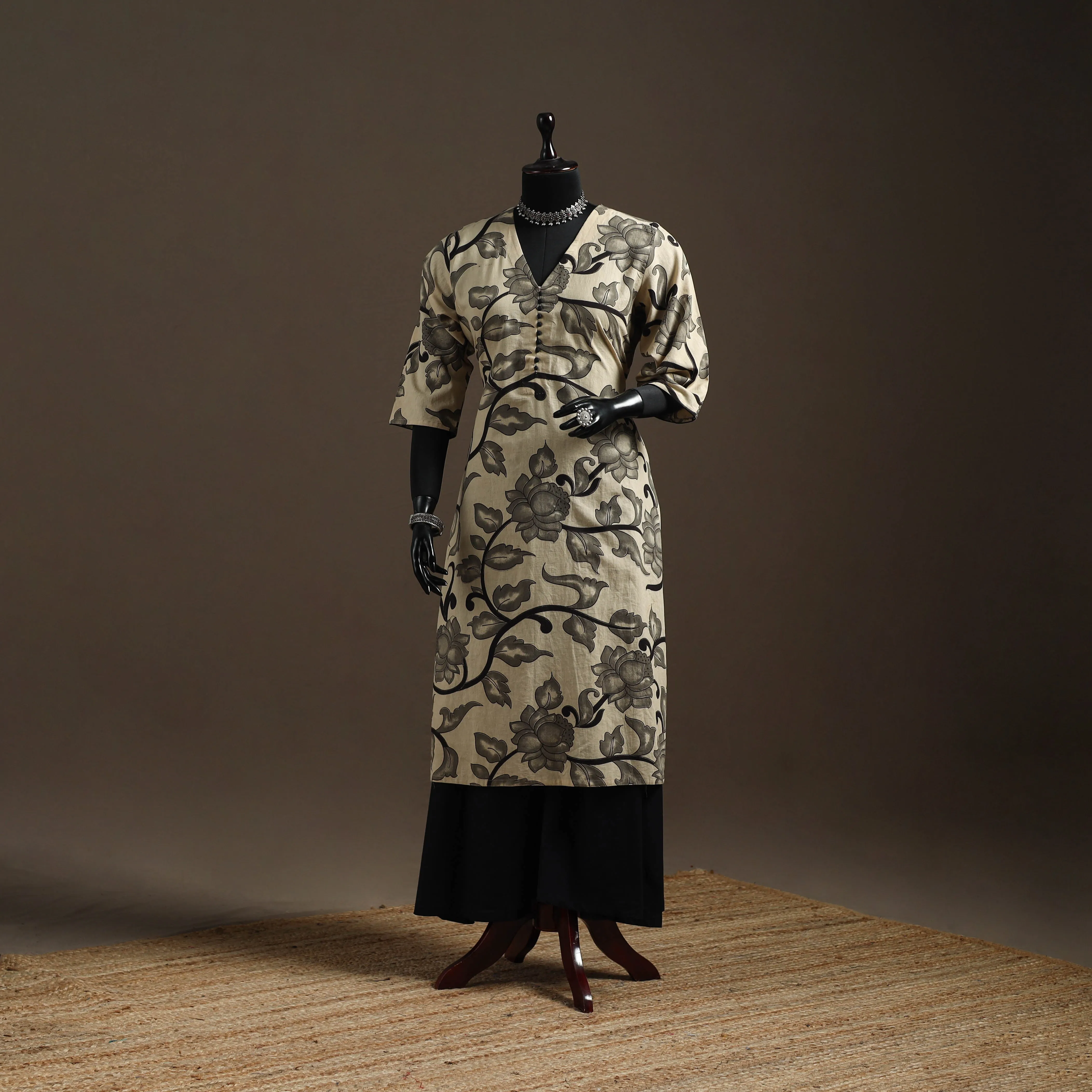 Beige - Printed Cotton Straight Kalamkari Kurta for women 27 sold by Itokri