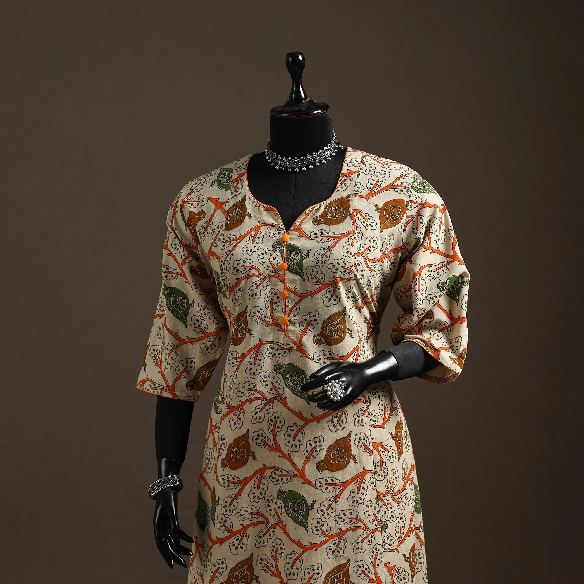 Beige - Printed Cotton A-Line Kalamkari Kurta for women 04 sold by Itokri product image thumbnail 2