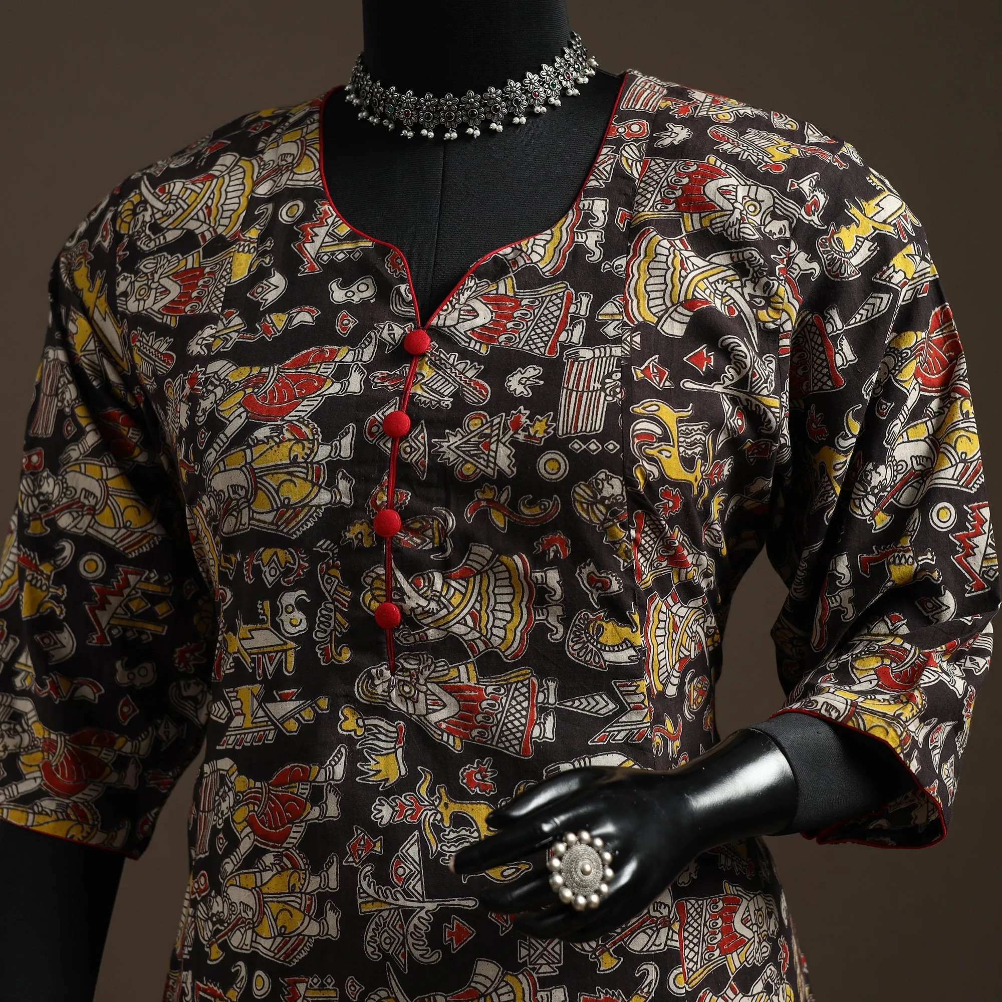 Black - Printed Cotton A-Line Kalamkari Kurta for women 03 sold by Itokri product image thumbnail 3