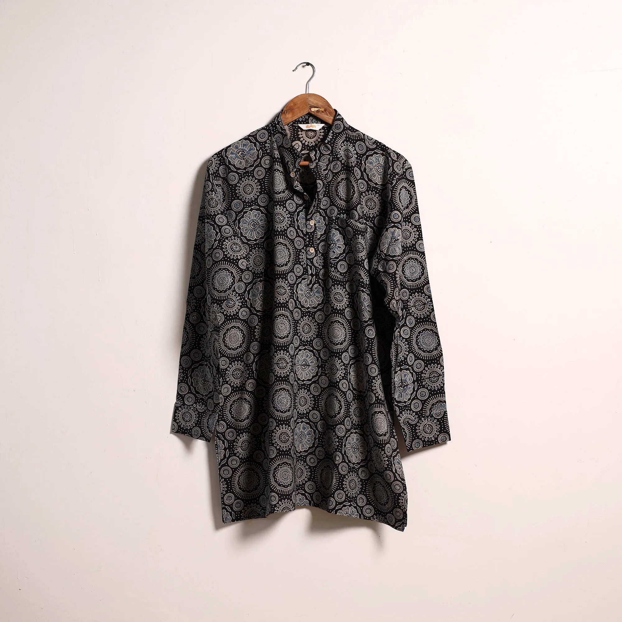 Black - Hand Block Print Natural Dyed Cotton Short Ajrakh Kurta for Men 12 sold by Itokri product image thumbnail 2