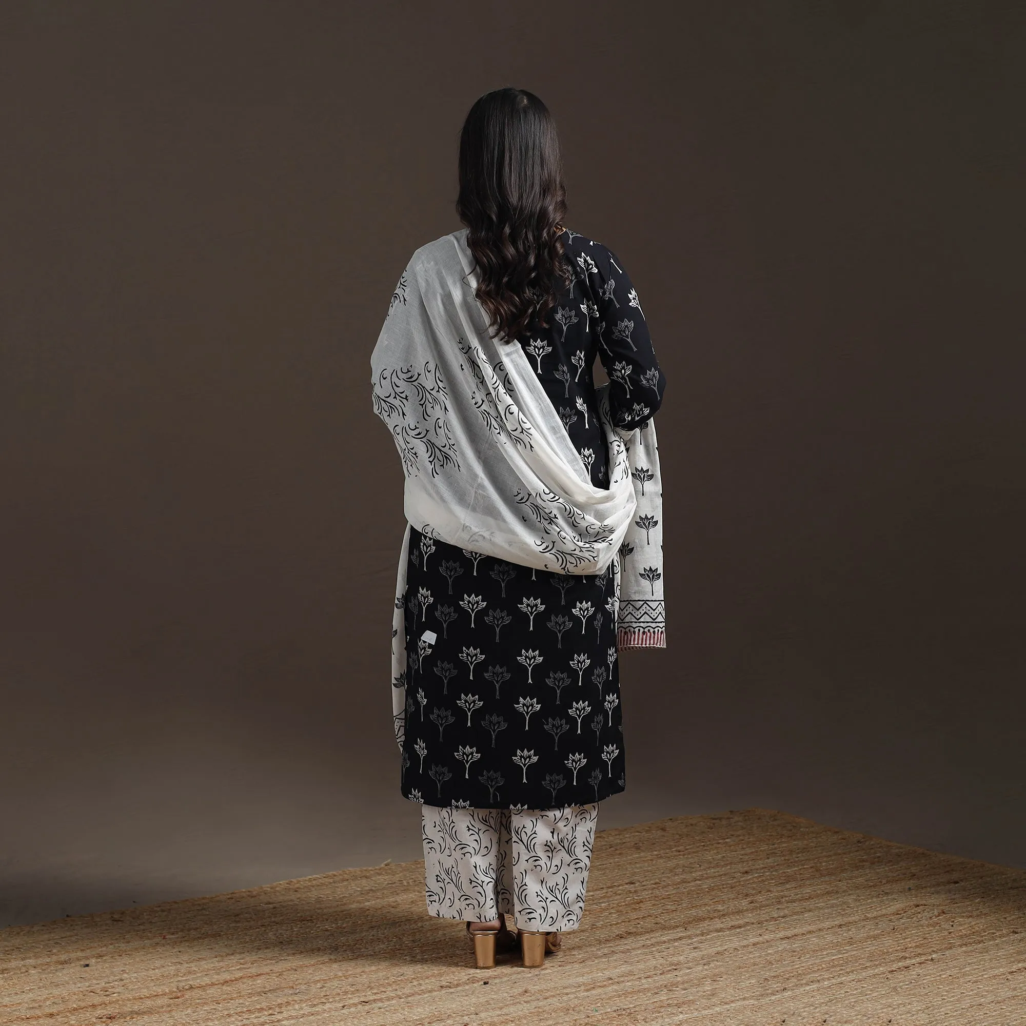 Black - Hand Embroidered Jaipur Block Print Cotton Suit Set with Dupatta for women 09 sold by Itokri product image thumbnail 4