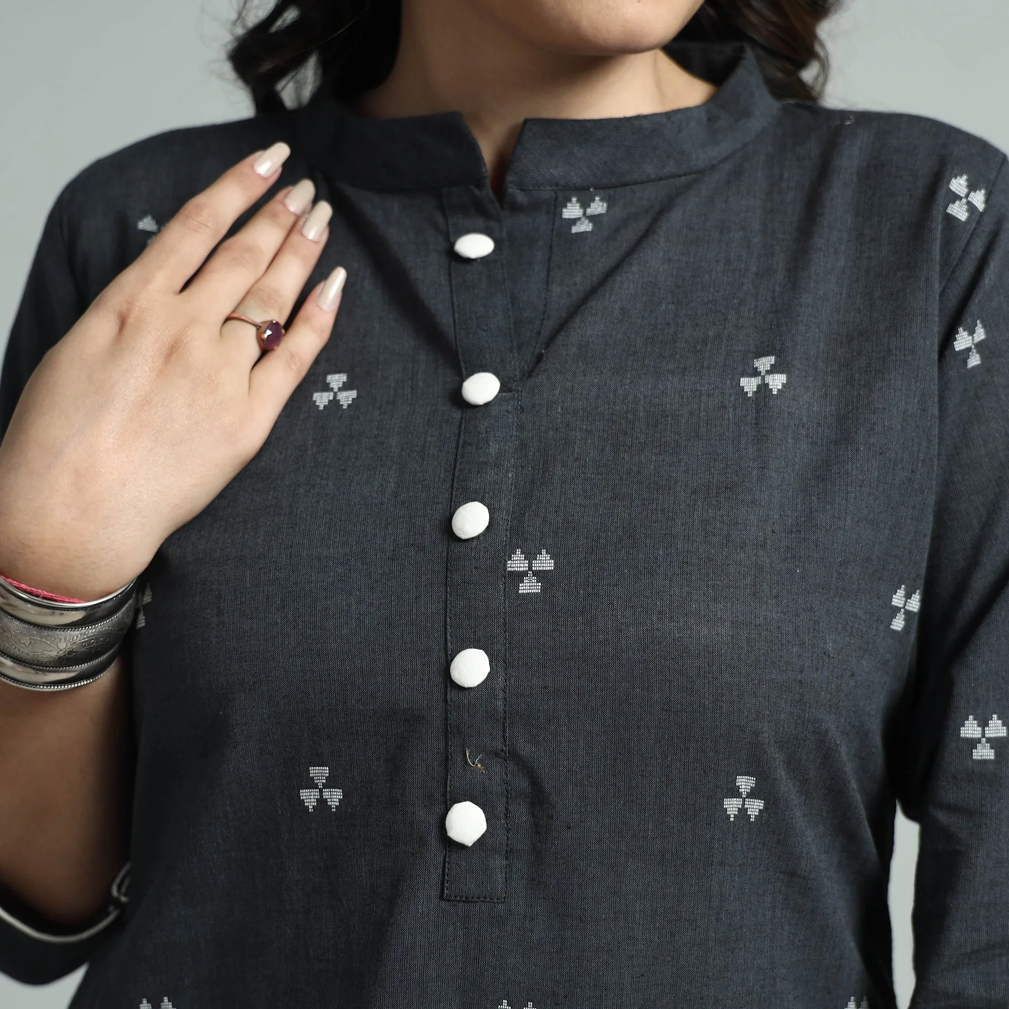 Dark Grey Jacquard Cotton Straight Kurta sold by Itokri product image thumbnail 4