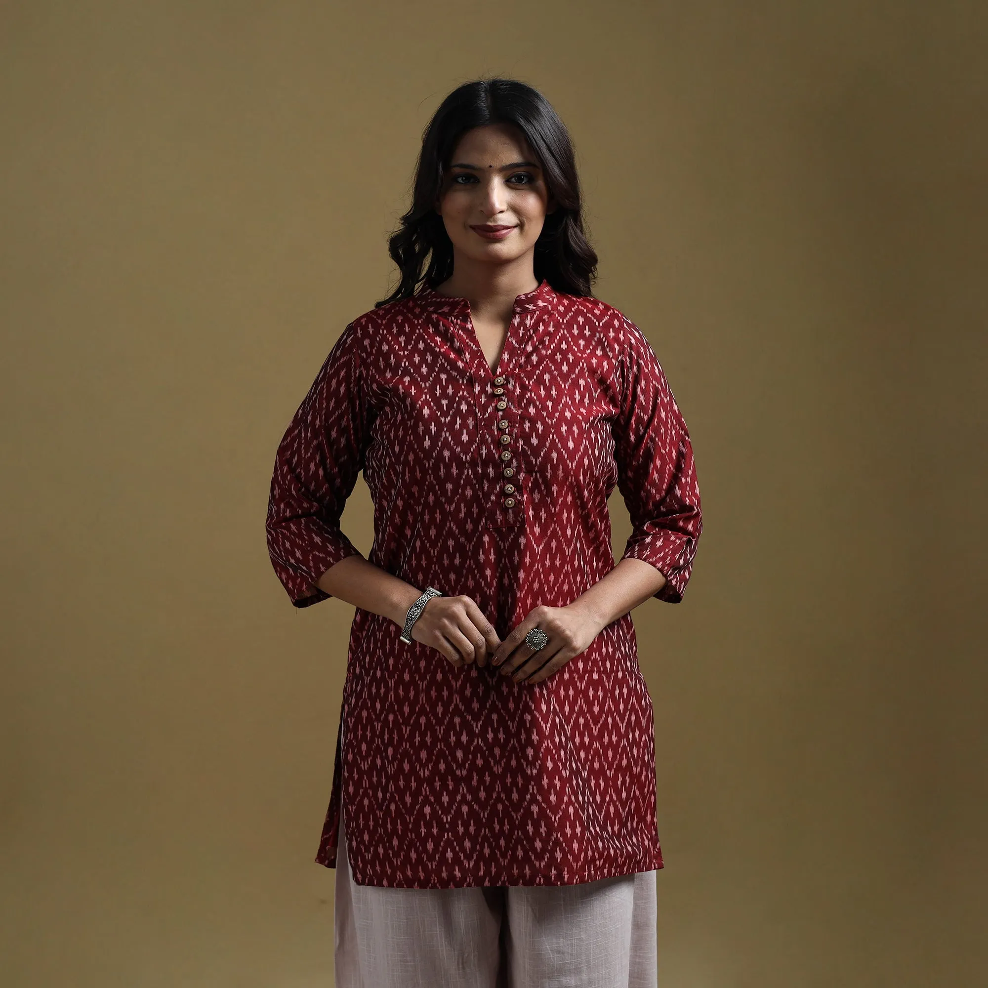 Maroon - Handloom Mercerised Cotton Pochampally Ikat 2pc Short Kurta Set for women 06 sold by Itokri product image thumbnail 2