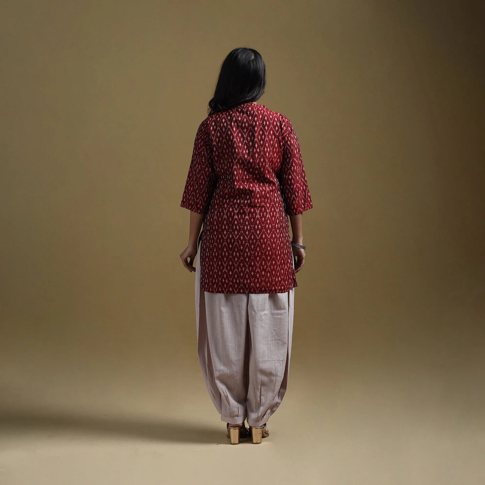 Maroon - Handloom Mercerised Cotton Pochampally Ikat 2pc Short Kurta Set for women 06 sold by Itokri product image thumbnail 4