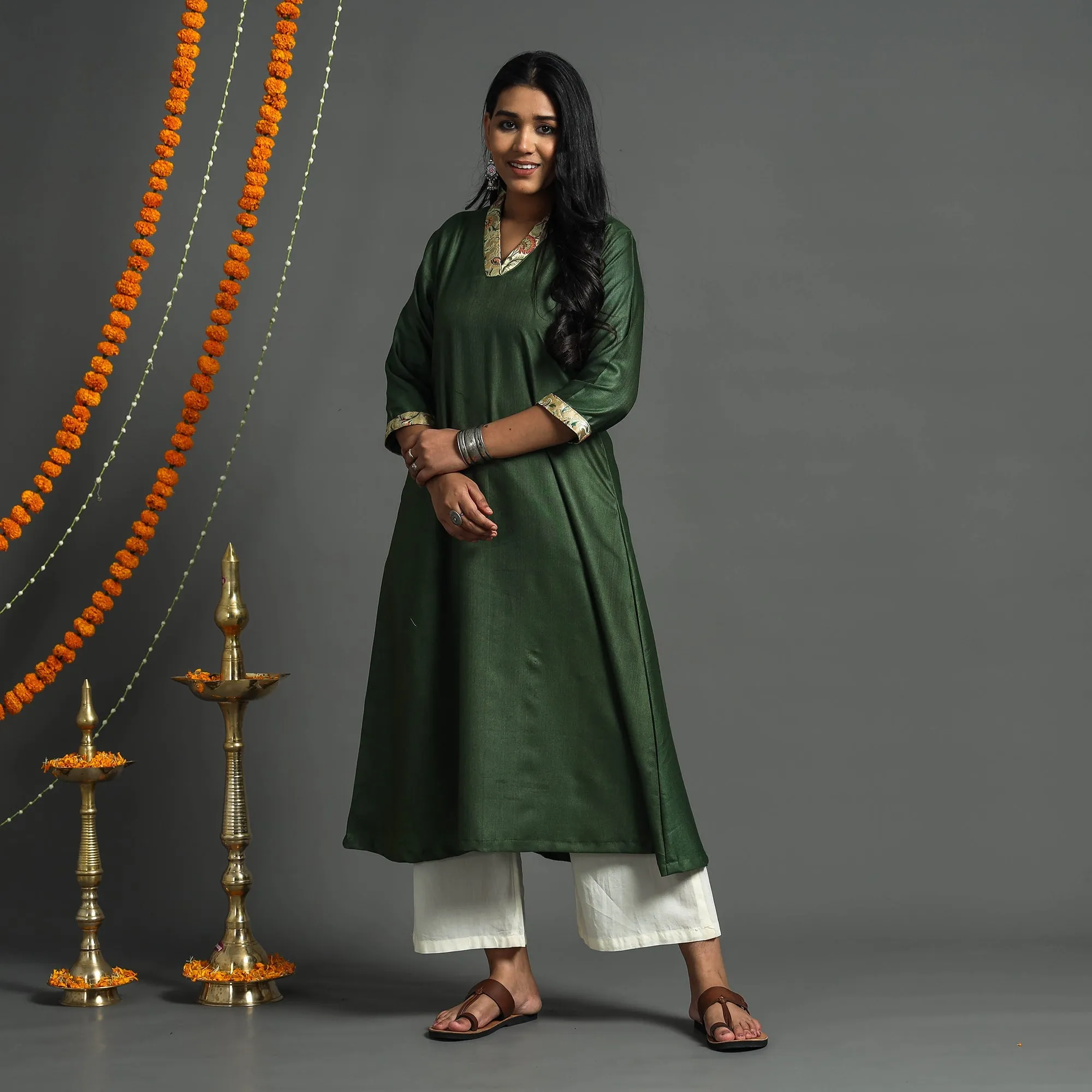 Green - Plain Tussar Silk Handloom Banarasi Patchwork Floral A-Line Kurta sold by Itokri product image thumbnail 3