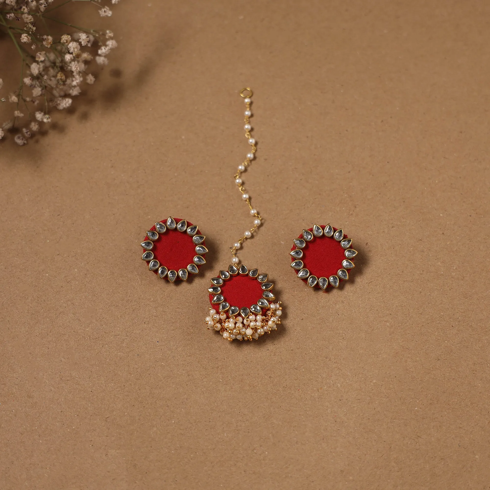 Red - Fabart Kundan Earrings & Maang Tikka Set 11 sold by Itokri