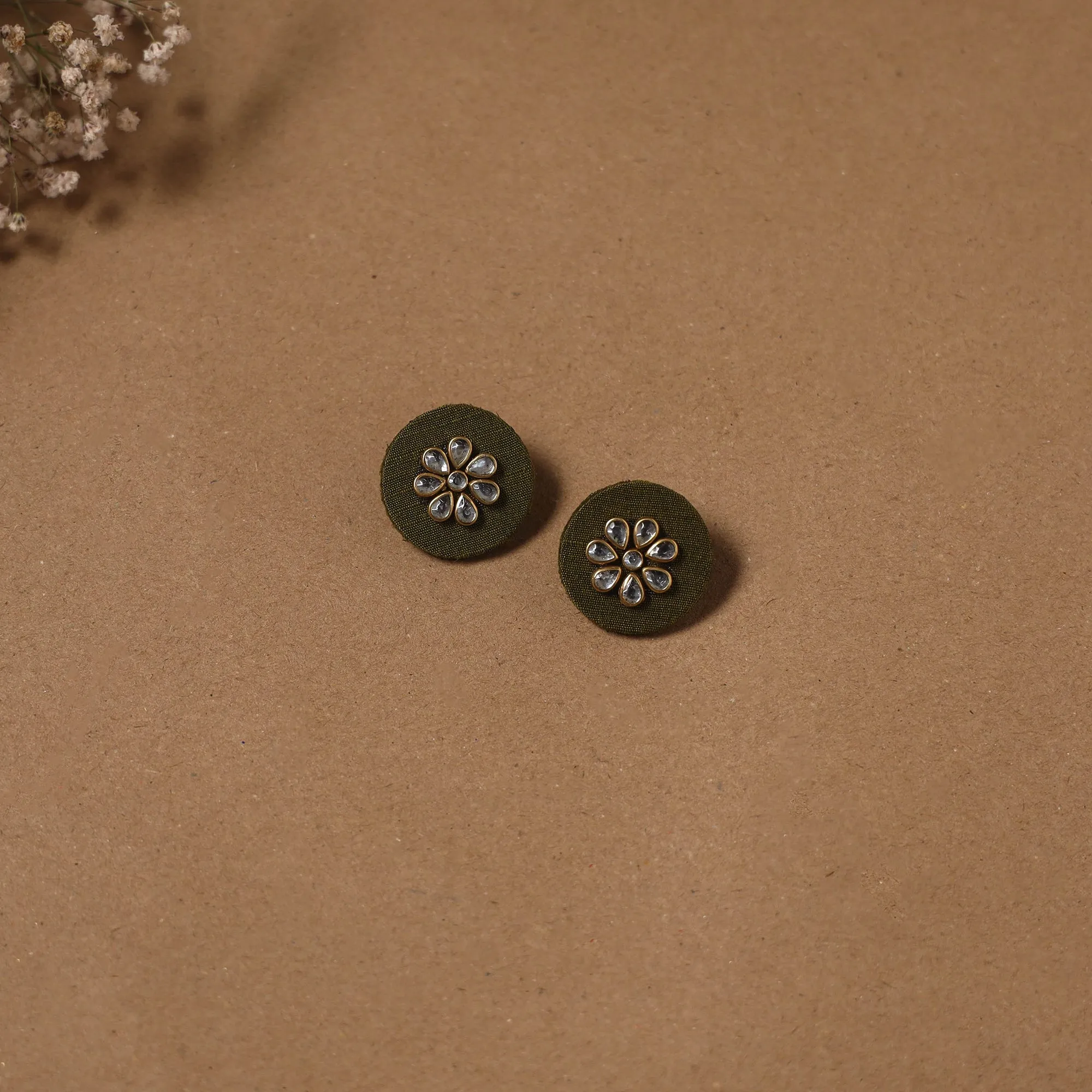 Green - Fabart Kundan Earrings & Maang Tikka Set 07 sold by Itokri product image thumbnail 2