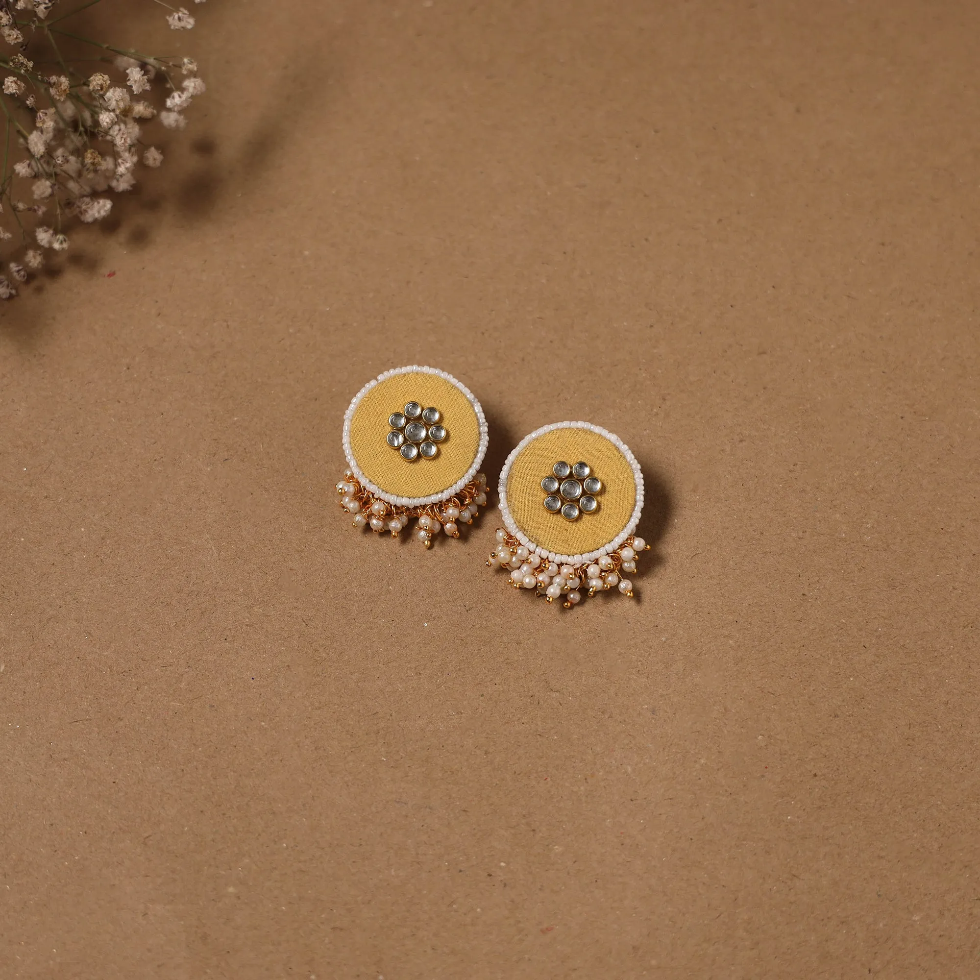 Yellow - Fabart Kundan Earrings & Maang Tikka Set 03 sold by Itokri product image thumbnail 2