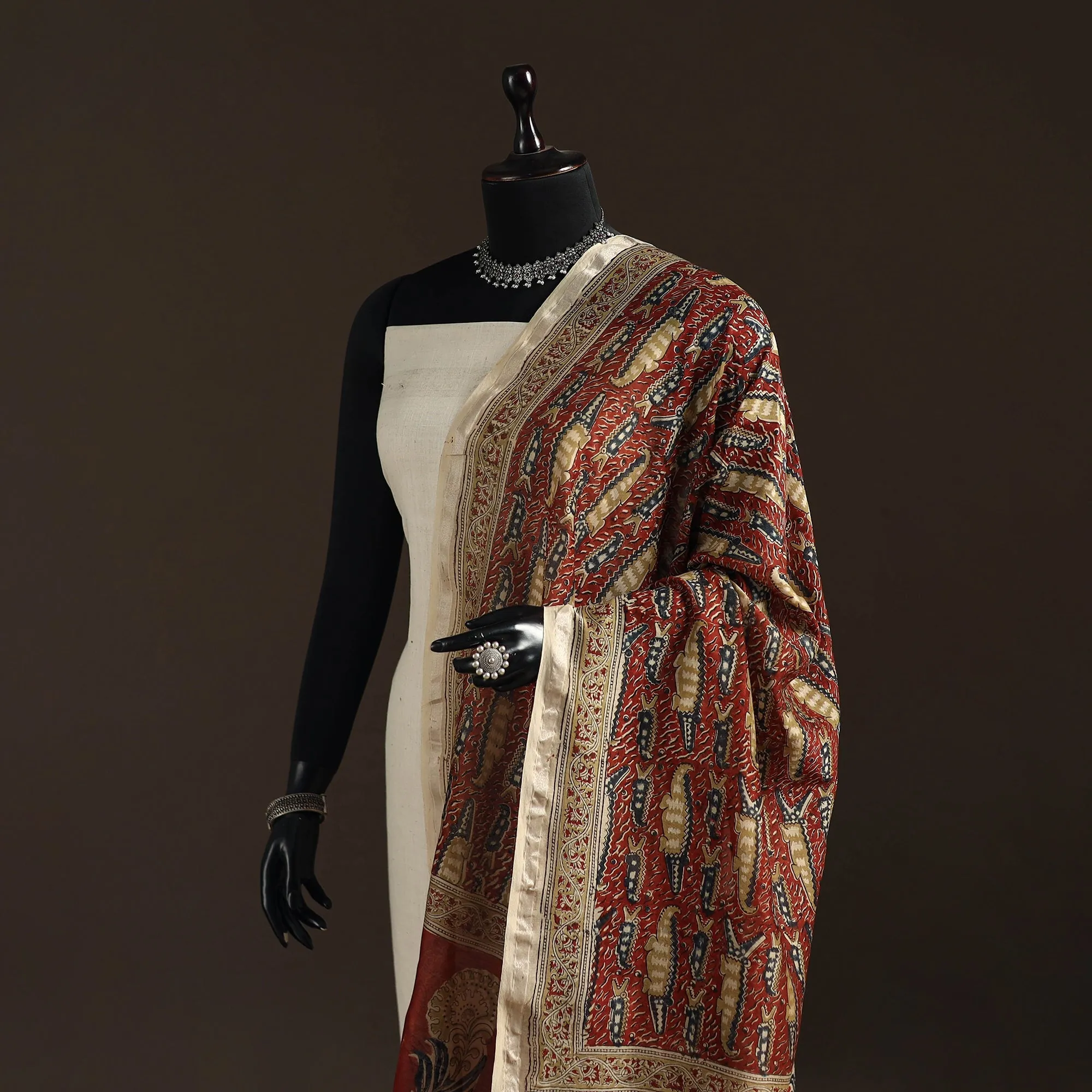 Red - Pedana Natural Dyed Hand Block Print Kalamkari Dupatta in Chanderi Silk 28 sold by Itokri product image thumbnail 2