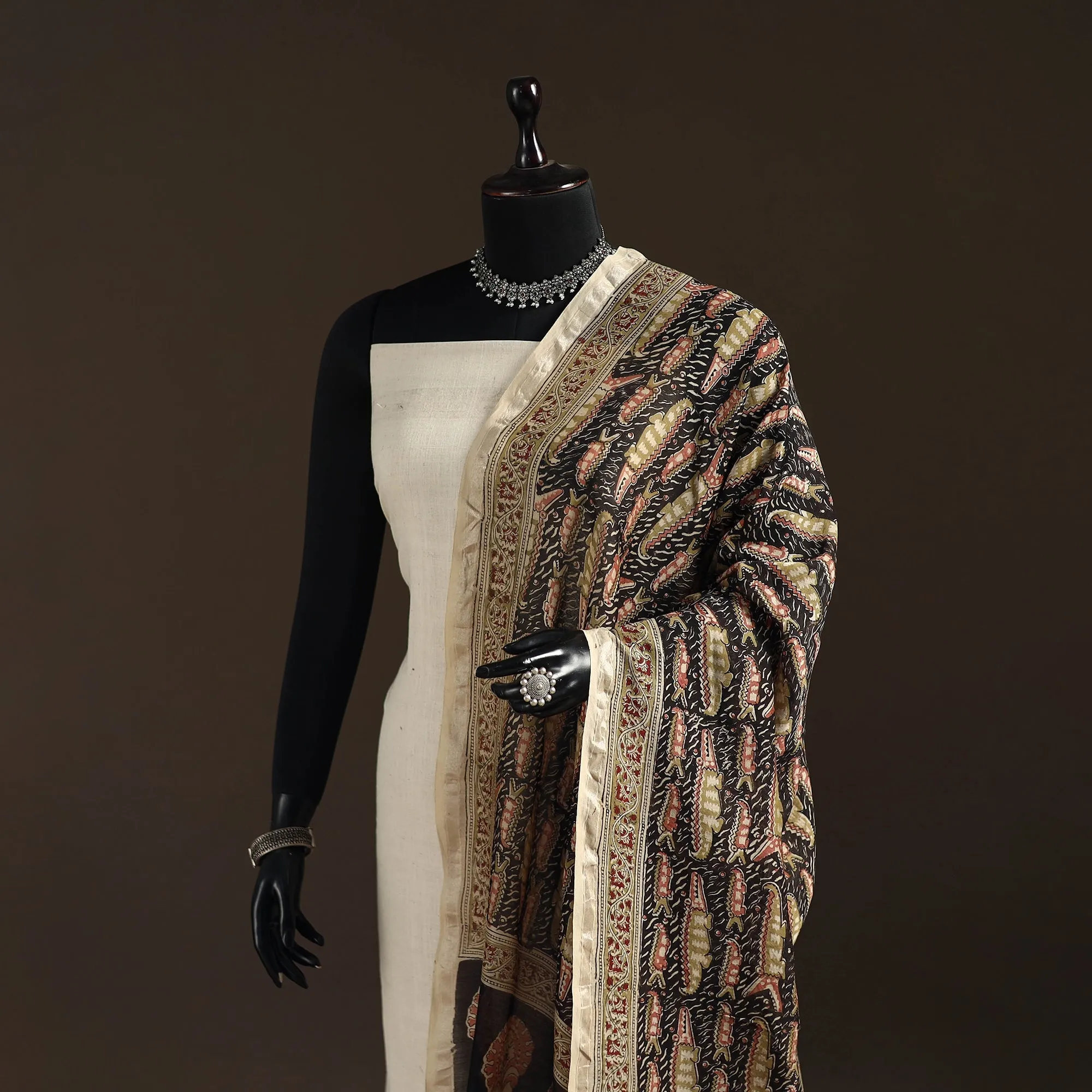 Black - Pedana Natural Dyed Hand Block Print Kalamkari Dupatta in Chanderi Silk 24 sold by Itokri product image thumbnail 2