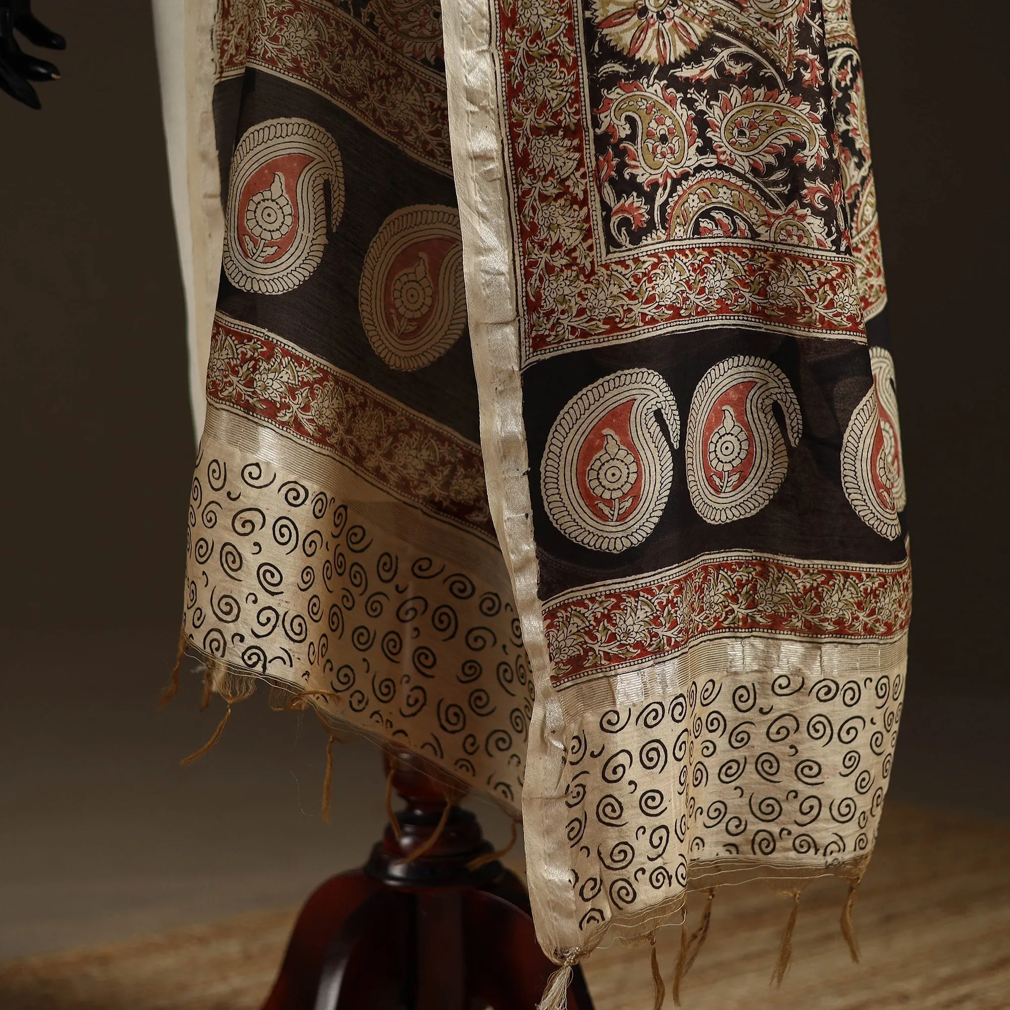 Black - Pedana Natural Dyed Hand Block Print Kalamkari Dupatta in Chanderi Silk 05 sold by Itokri product image thumbnail 4