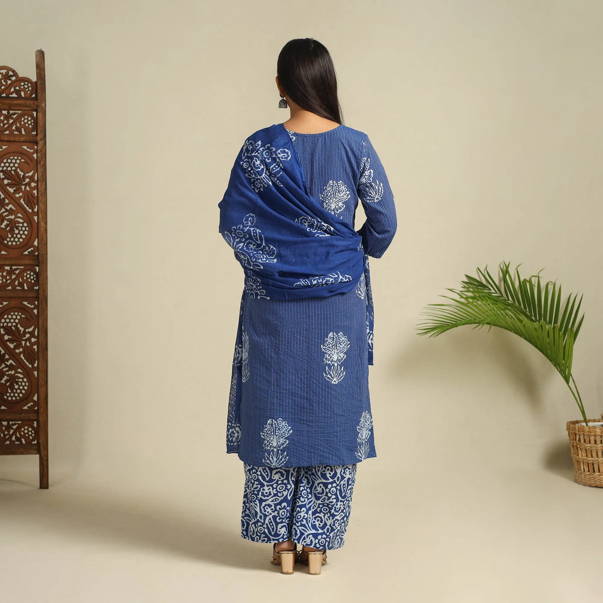 Blue - Cotton Hand Batik Print Suit Set 08 sold by Itokri product image thumbnail 4