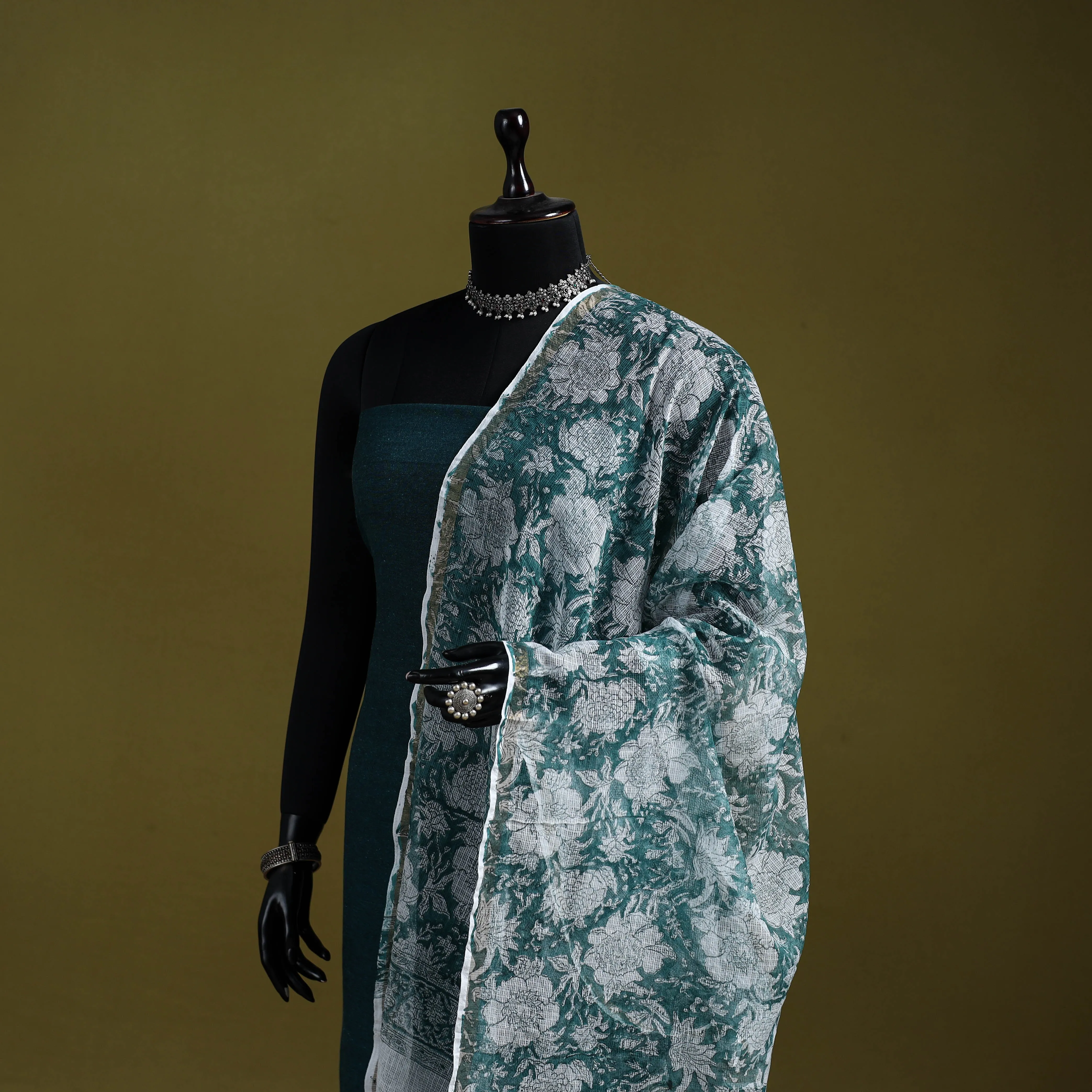 Green - Block Print Kota Doria Silk Cotton Sanganeri Floral Dupatta 61 sold by Itokri product image thumbnail 2