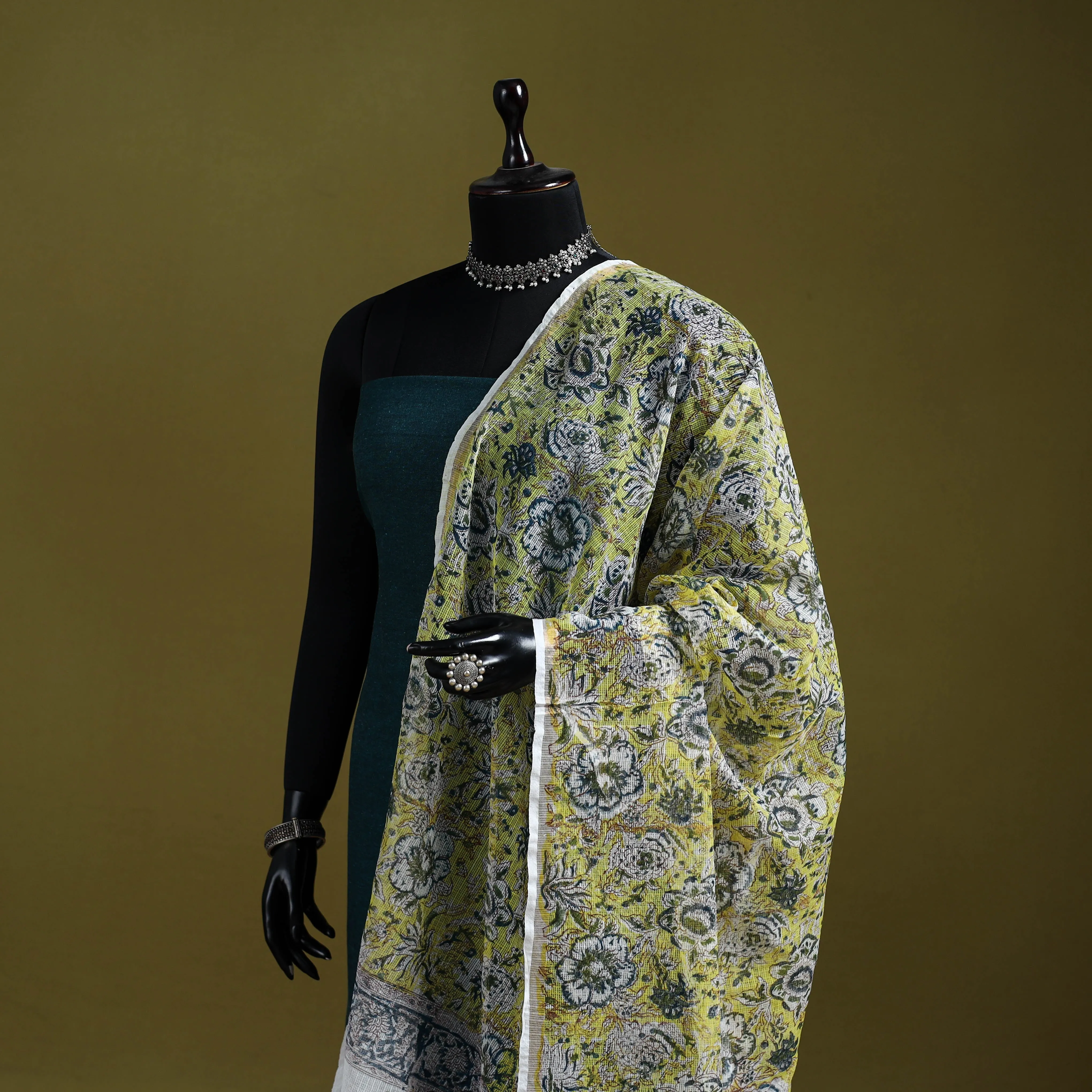 Green - Block Print Kota Doria Silk Cotton Sanganeri Floral Dupatta 60 sold by Itokri product image thumbnail 2